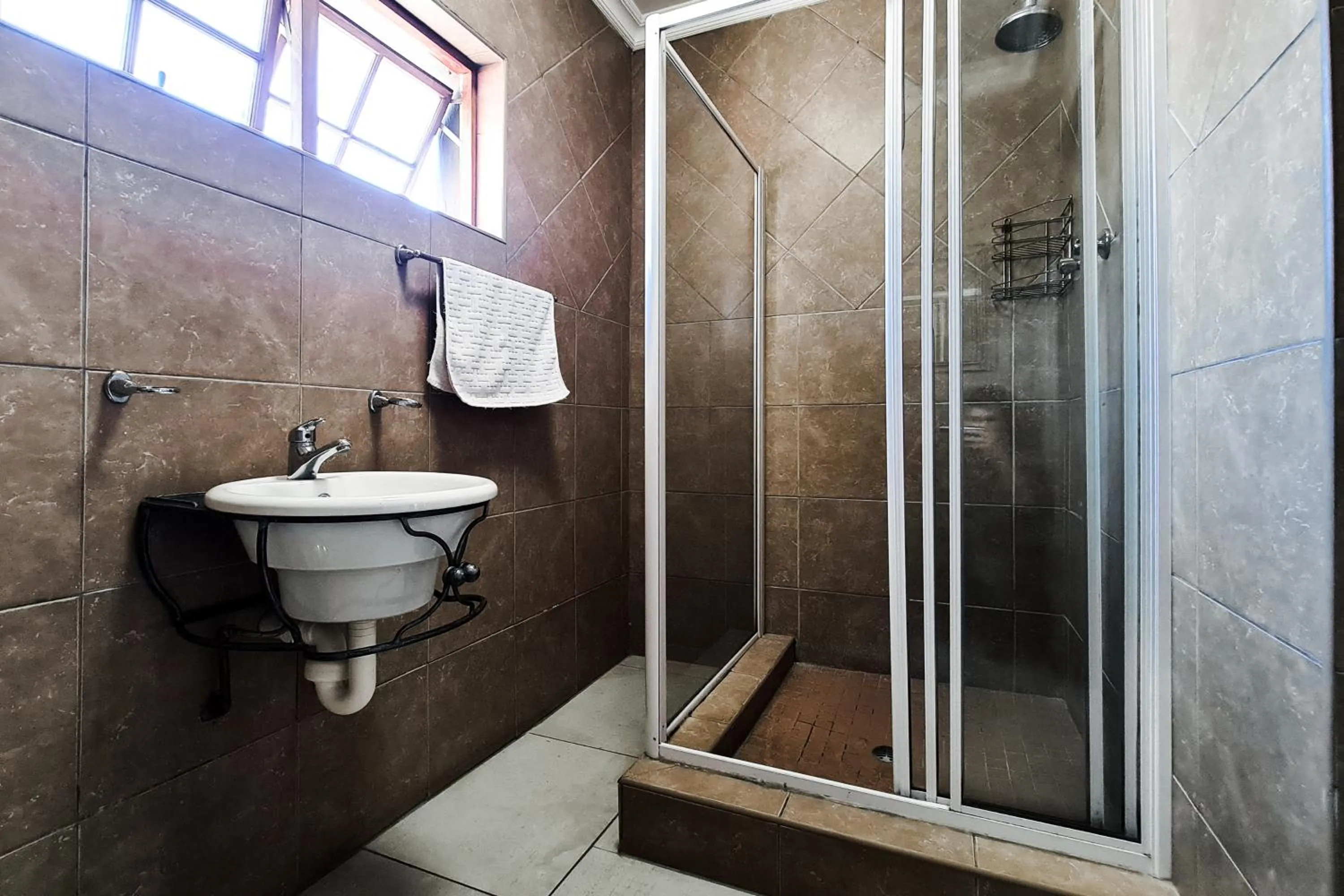 Bathroom in Pinehaven Bed and Breakfast