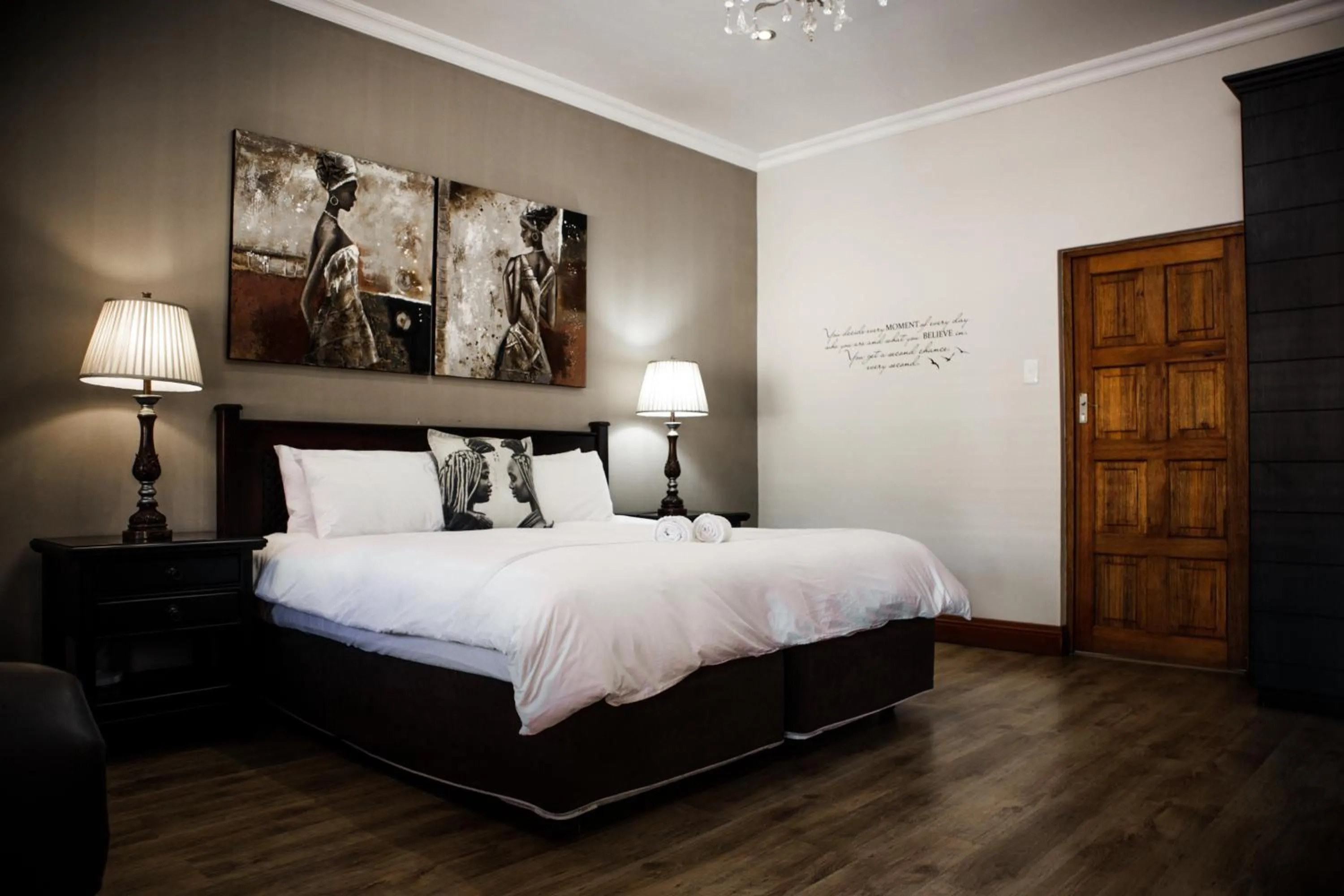 Bed in Pinehaven Bed and Breakfast