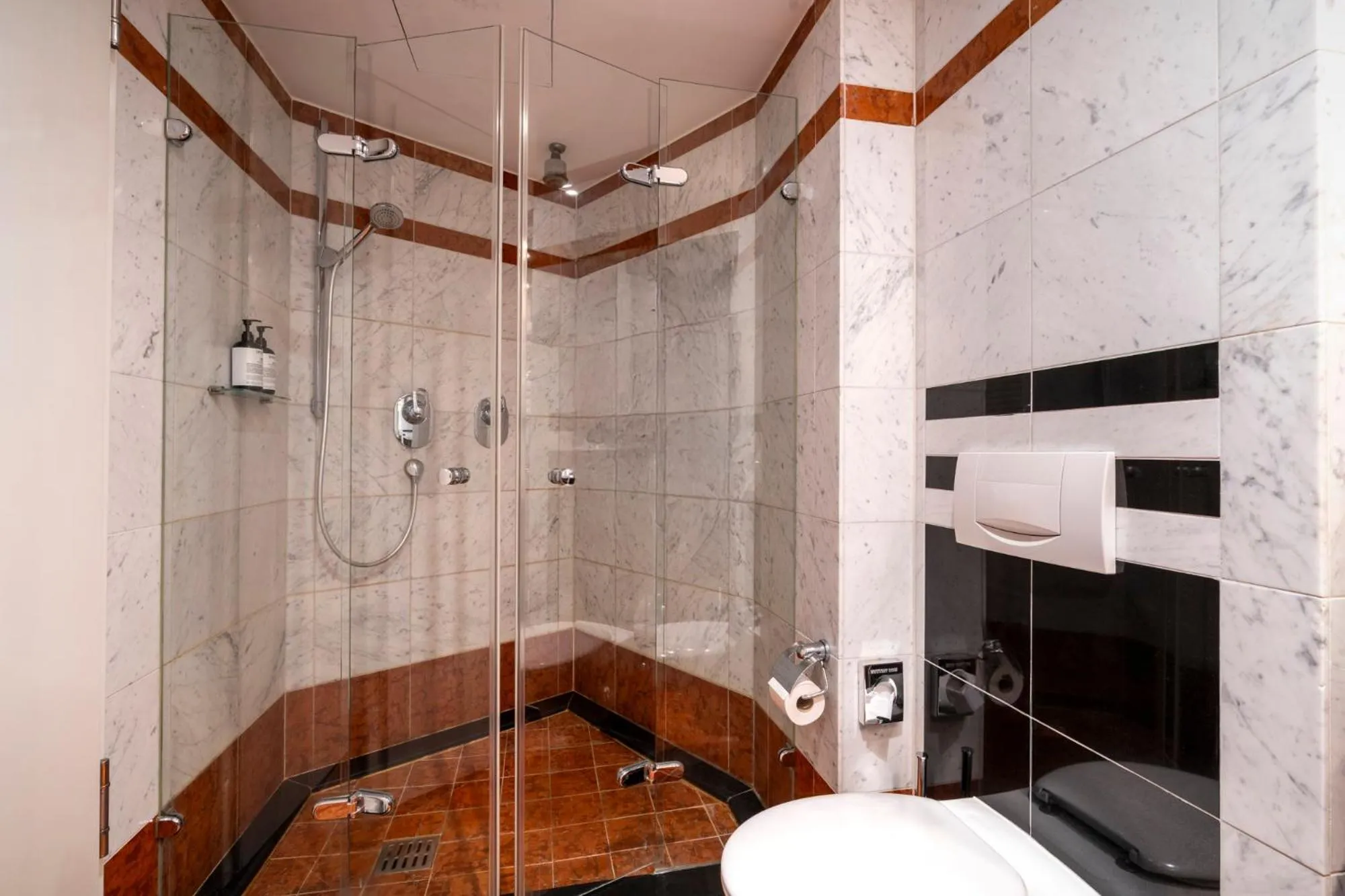 Bathroom in New Berlin