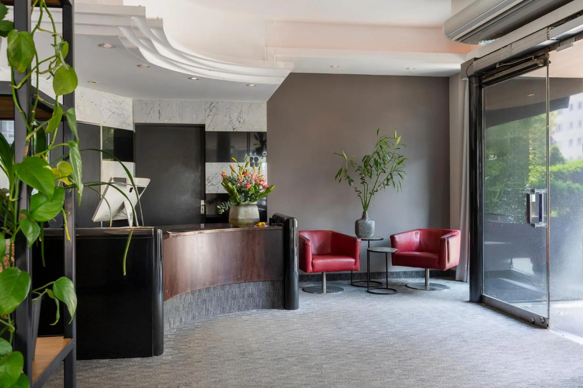 Lobby or reception in New Berlin