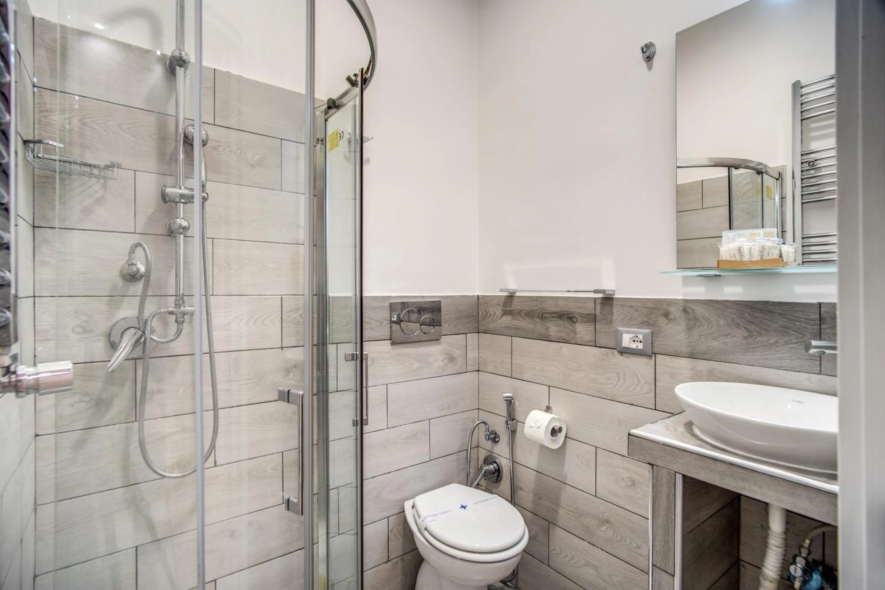 ROYAL VATICAN SUITES