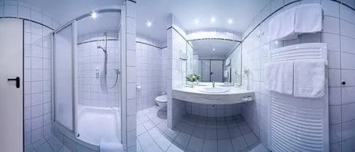 Bathroom in Main Hotel Eckert 3-Sterne Superior