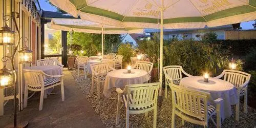 Patio in Main Hotel Eckert 3-Sterne Superior