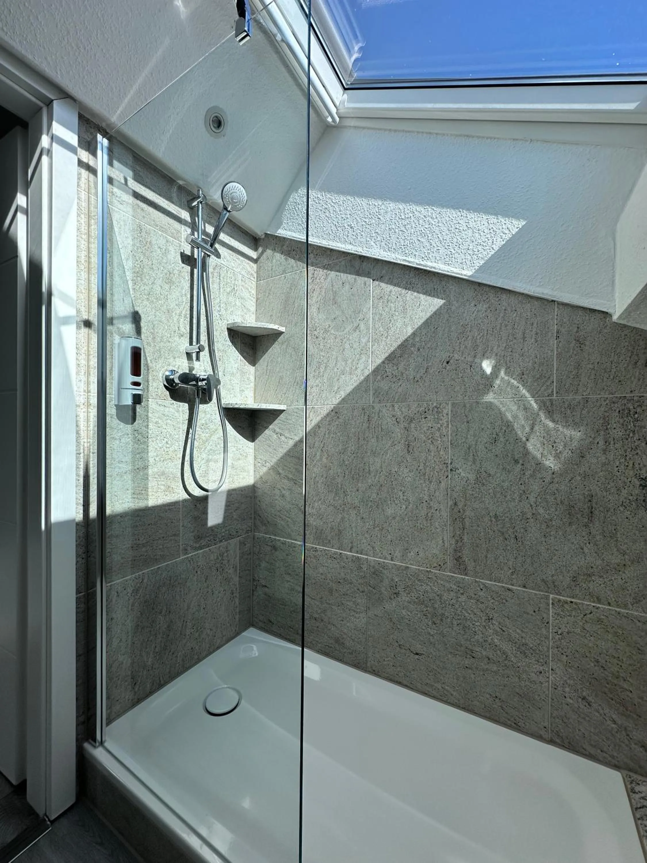 Shower in Mertinkus Nordseehotel