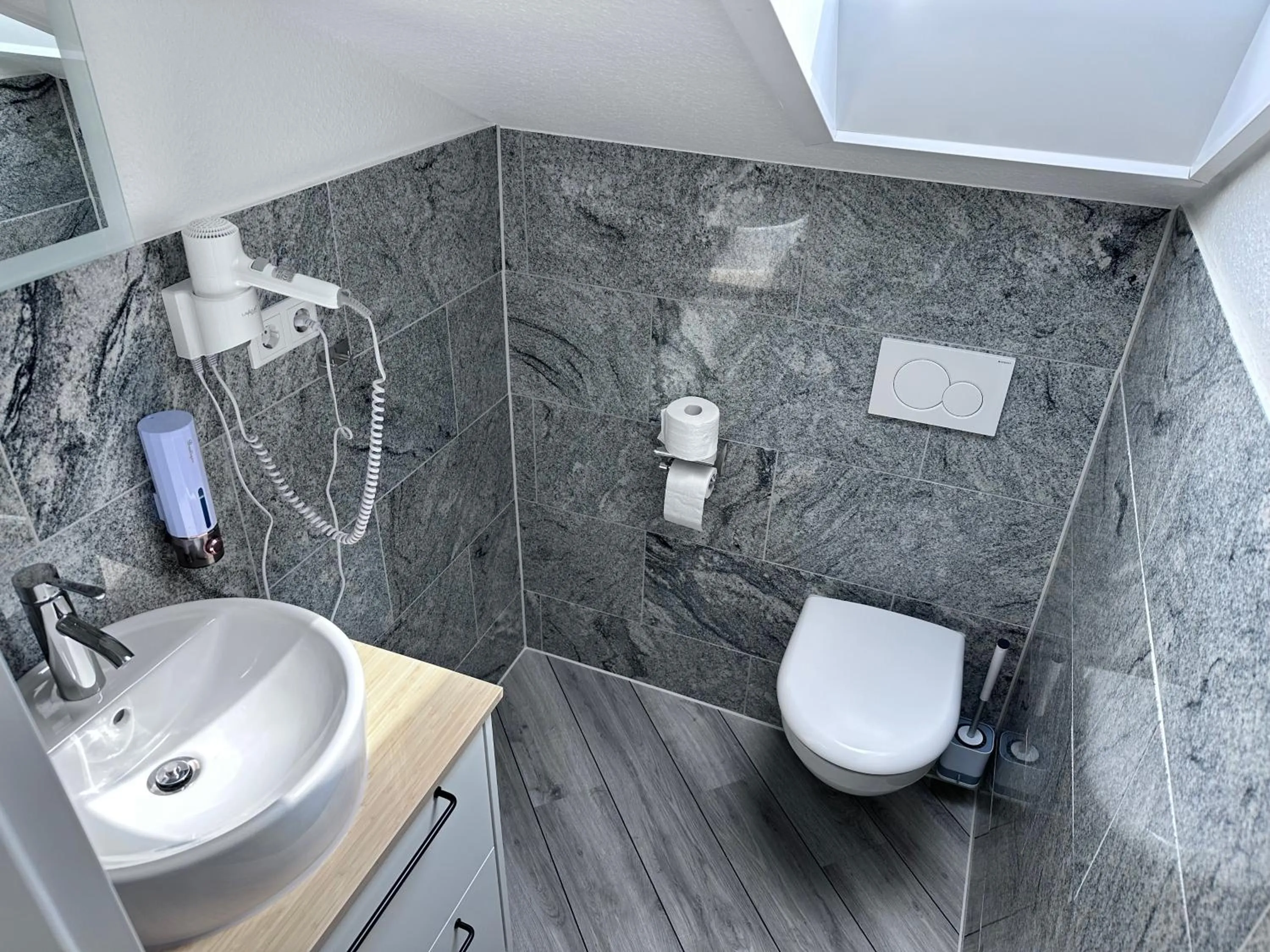 Toilet in Mertinkus Nordseehotel