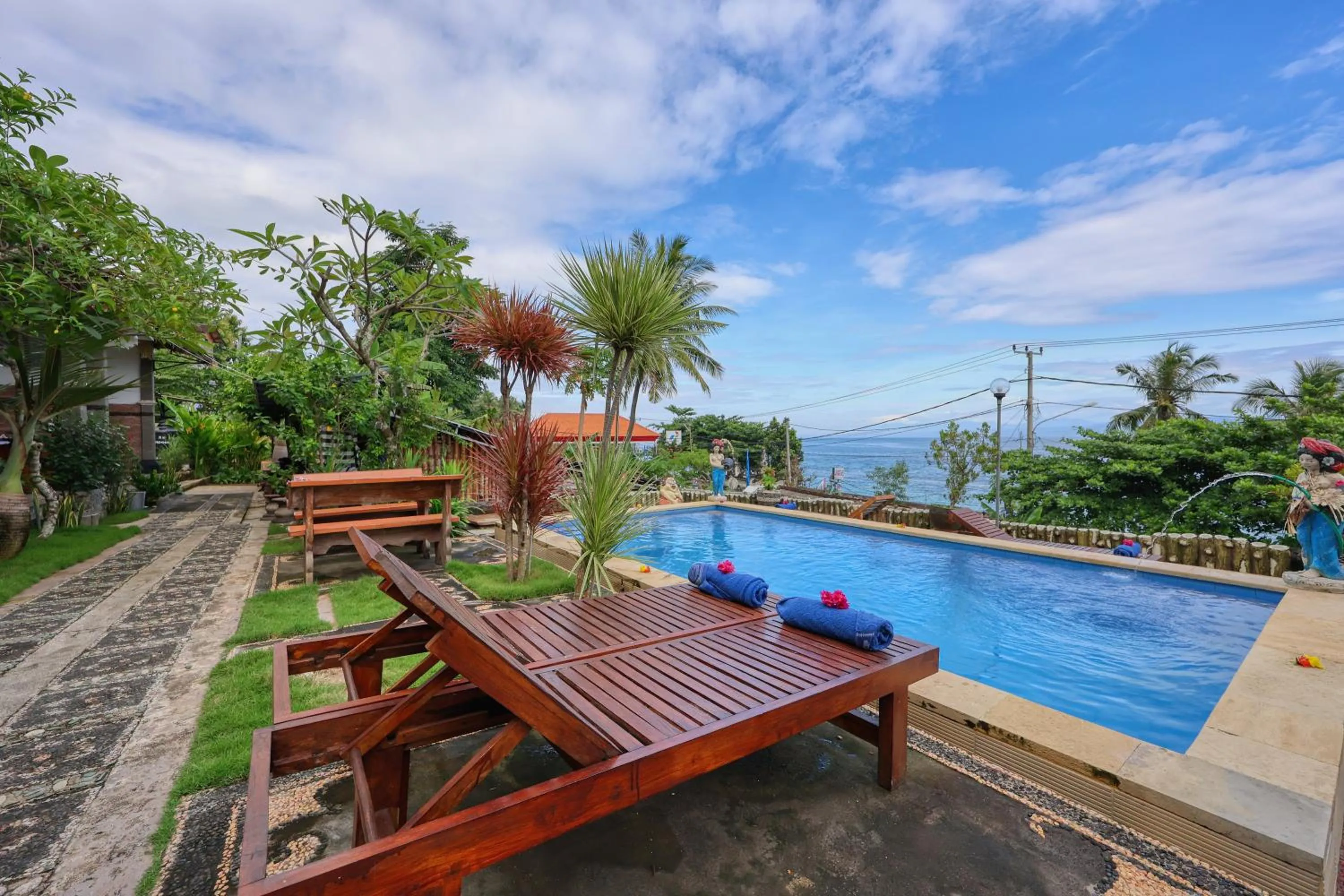 Swimming pool in Bagus Cottage