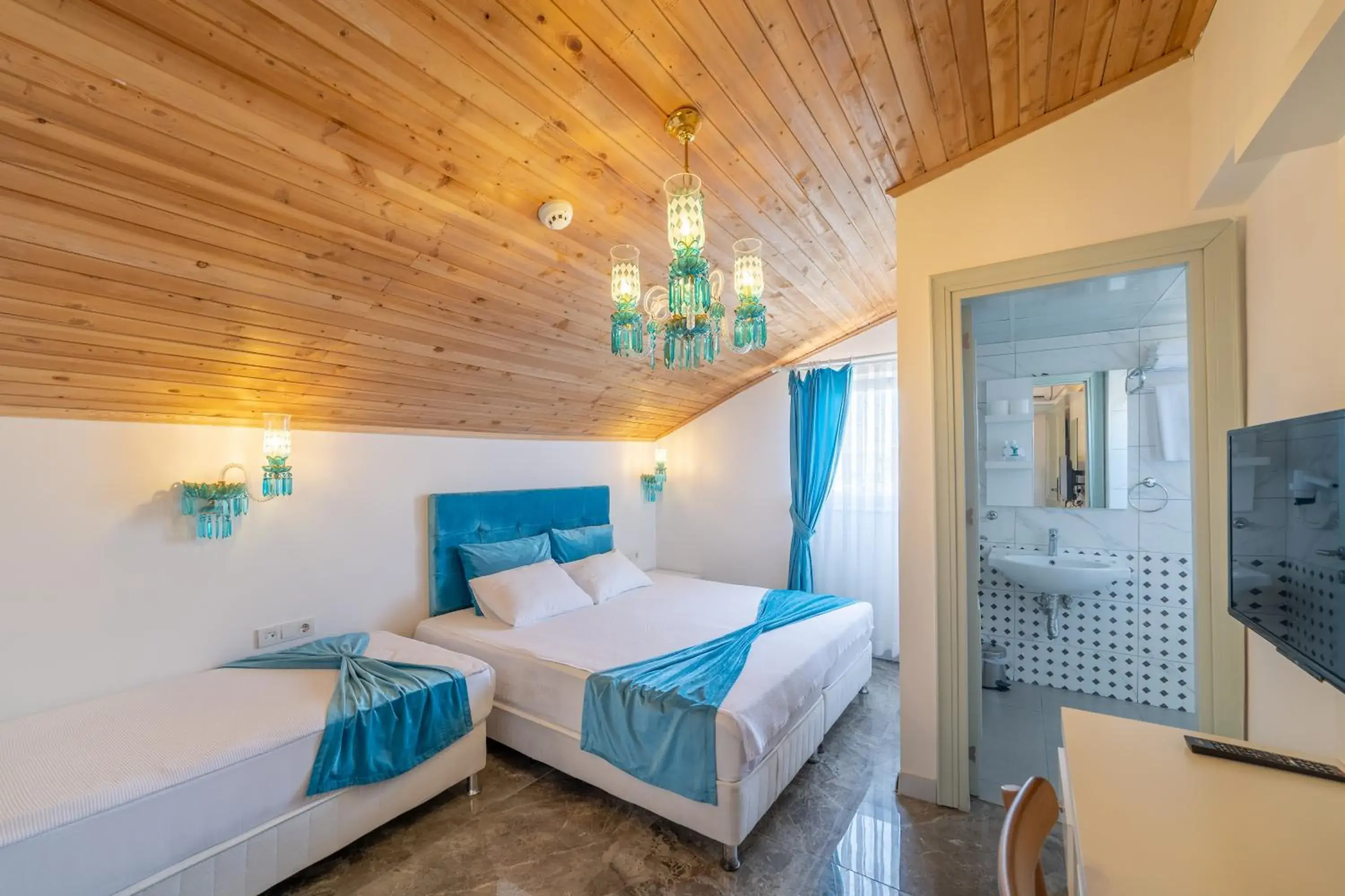 Photo of the whole room, Bed in DAM HOTEL LARA Photo of the whole room, Bed in DAM HOTEL LARA