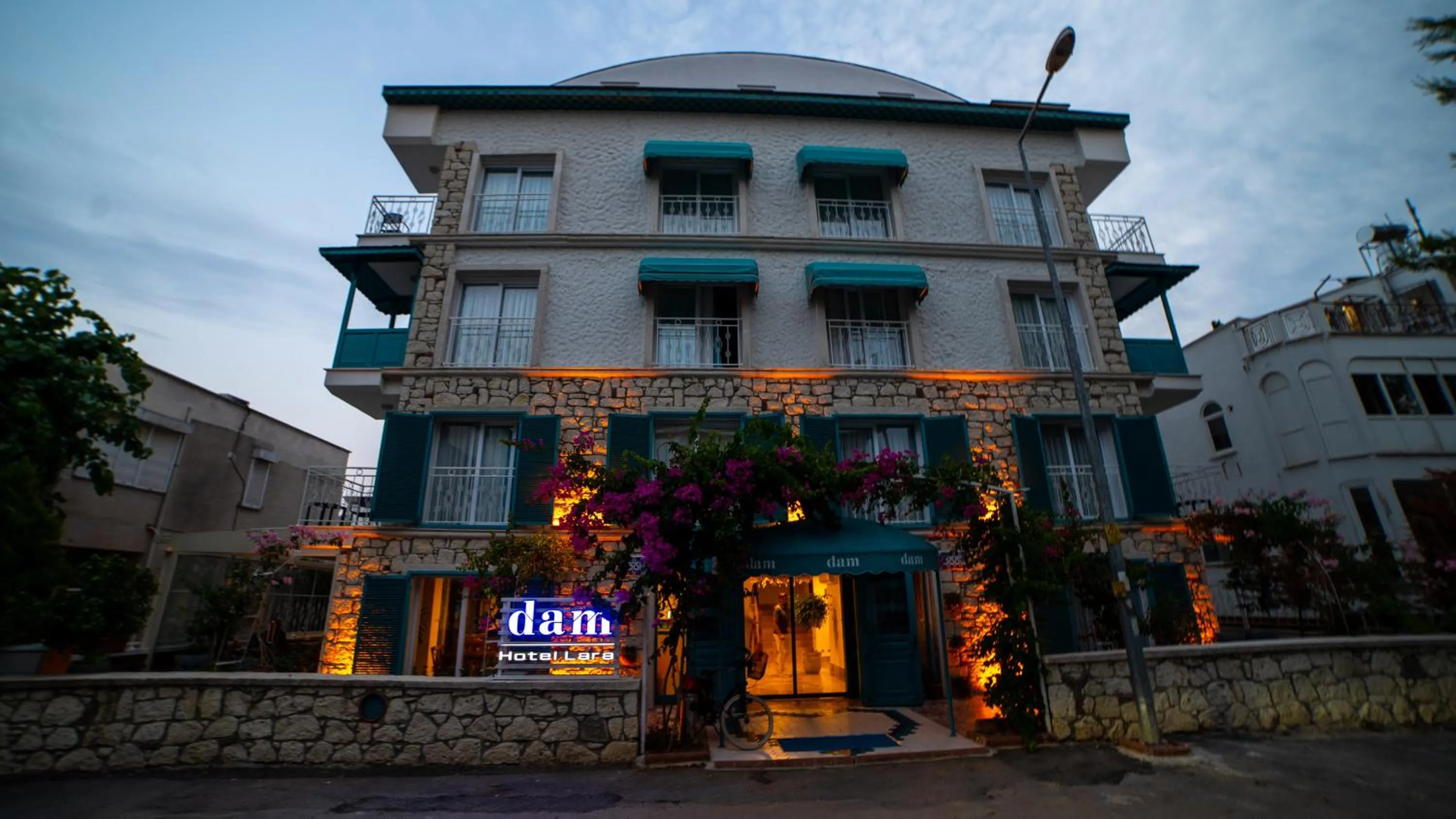 Property building in DAM HOTEL LARA