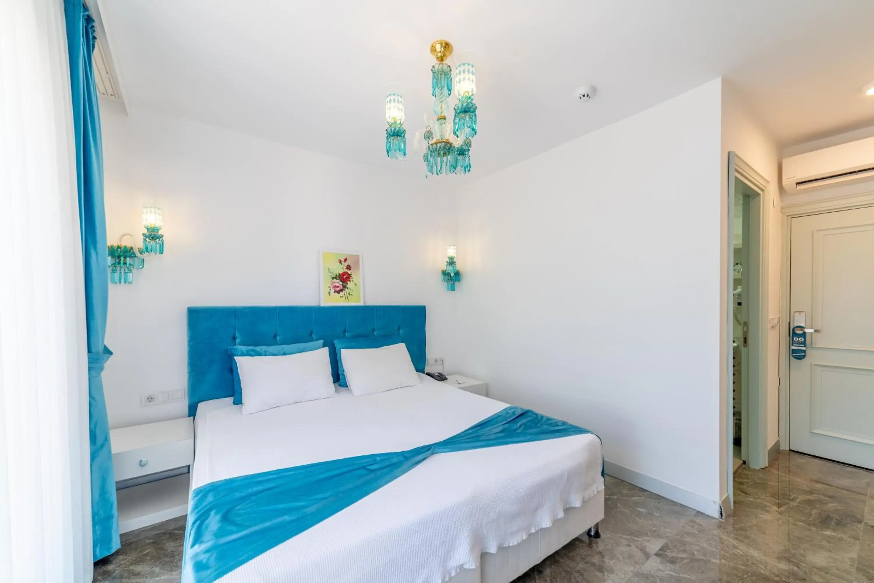 Photo of the whole room, Bed in DAM HOTEL LARA Photo of the whole room, Bed in DAM HOTEL LARA