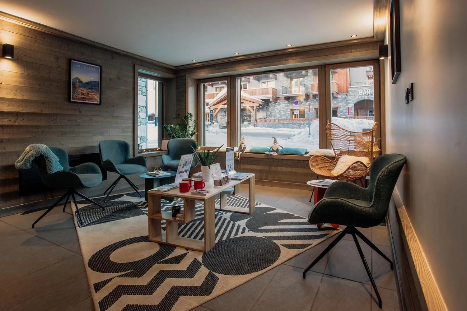 Living room in Victoria Lodge, Friendly Hotel