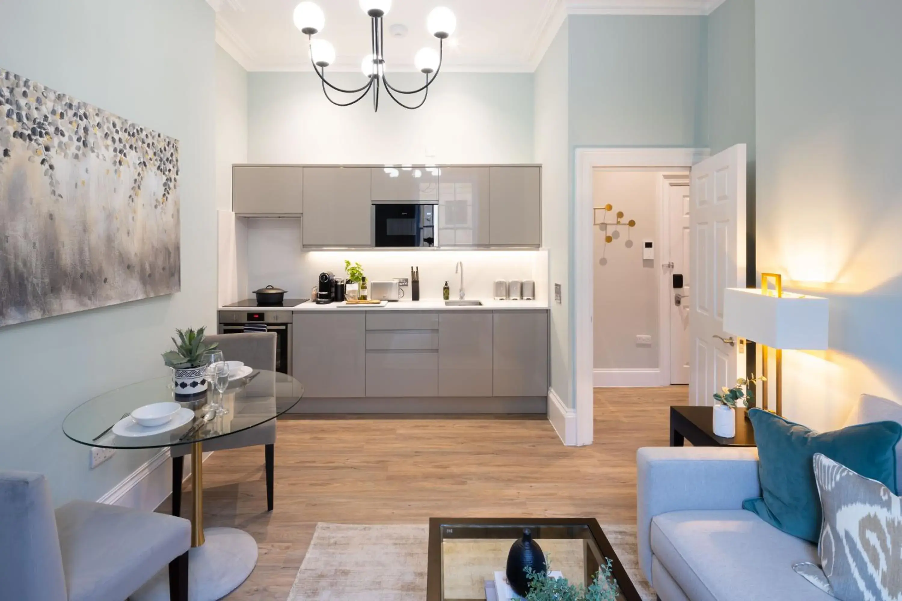 One-Bedroom Apartment in Redmayne House - Urban Apartments One-Bedroom Apartment in Redmayne House - Urban Apartments