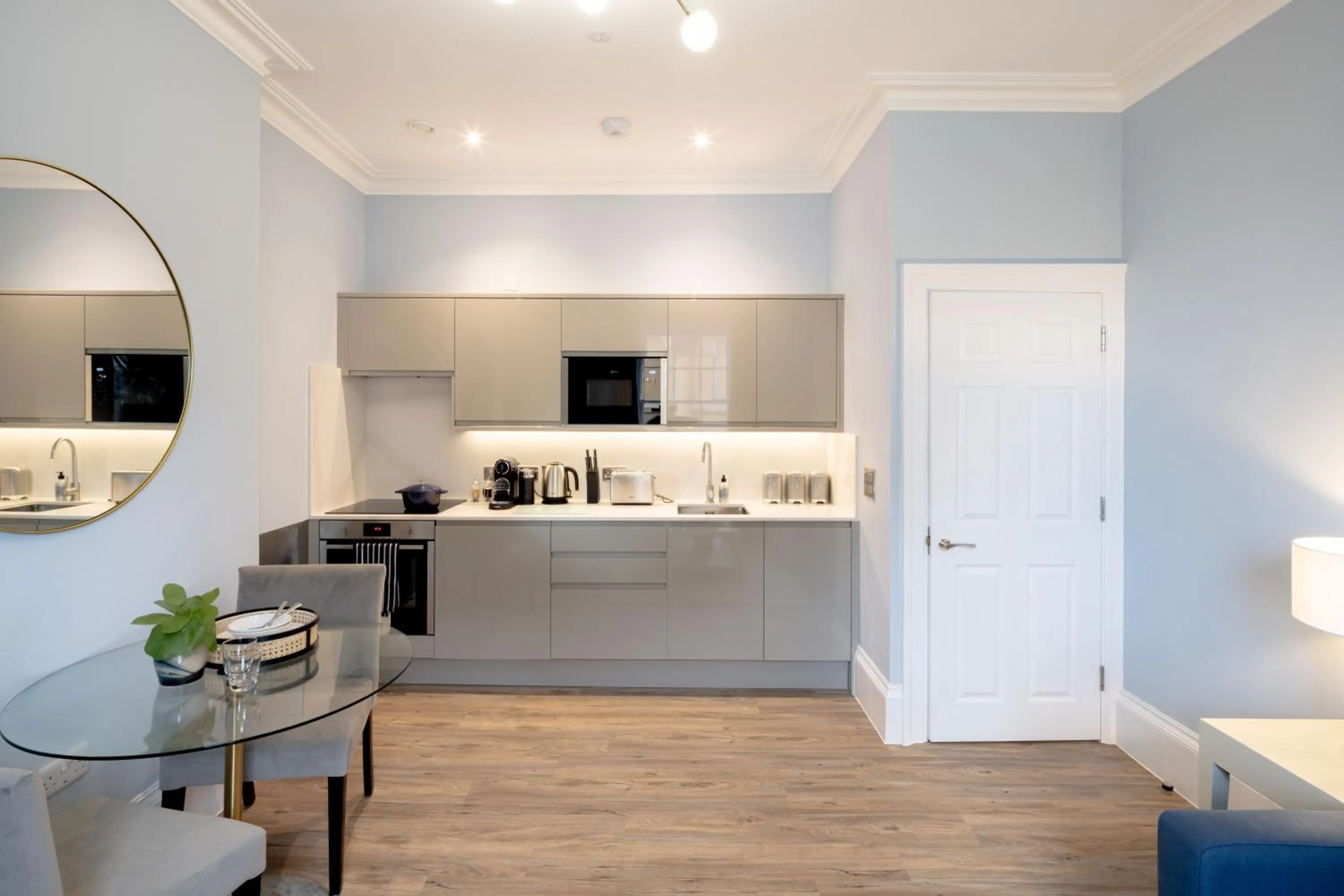 Coffee/tea facilities in Redmayne House - Urban Apartments