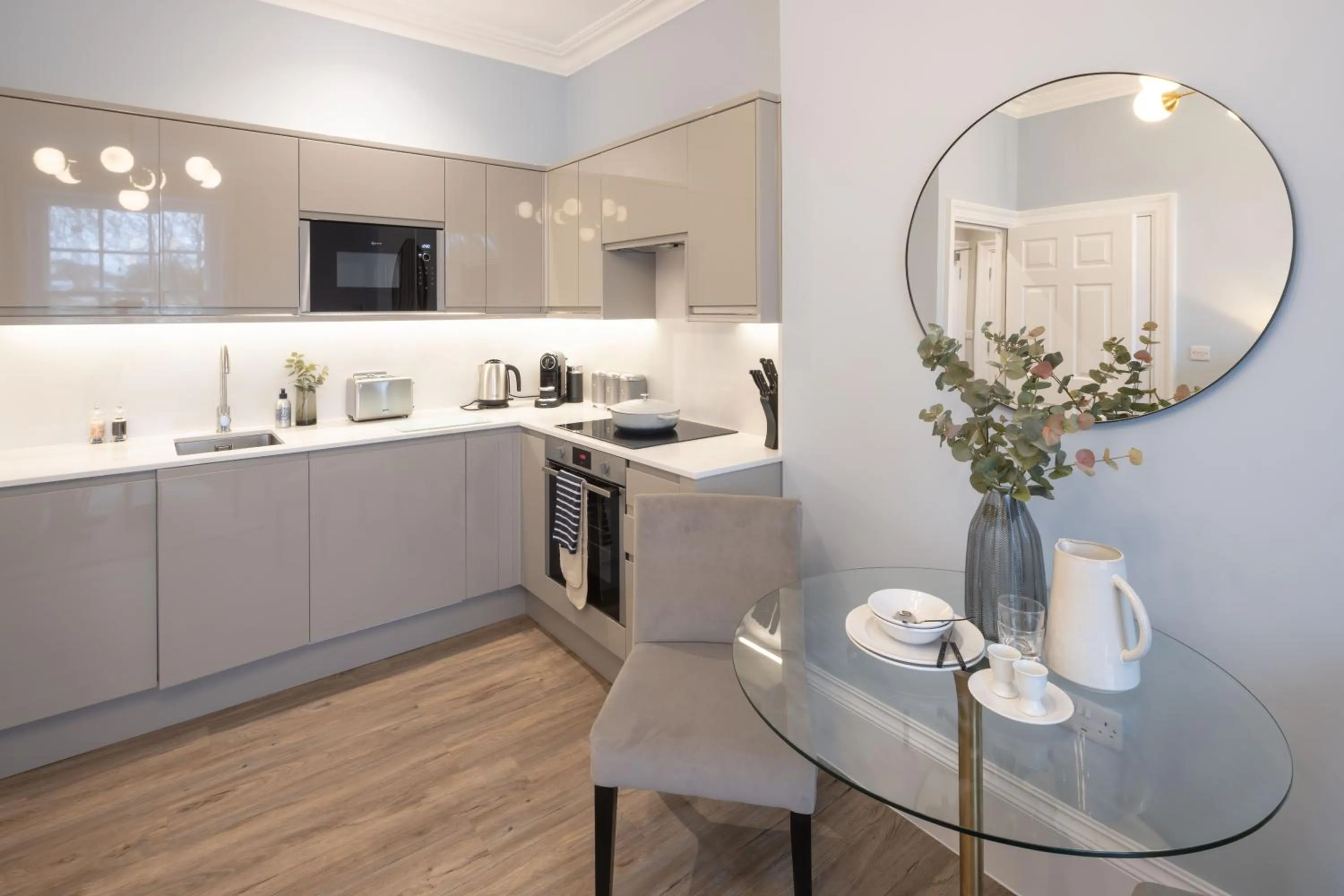 Kitchen or kitchenette in Redmayne House - Urban Apartments