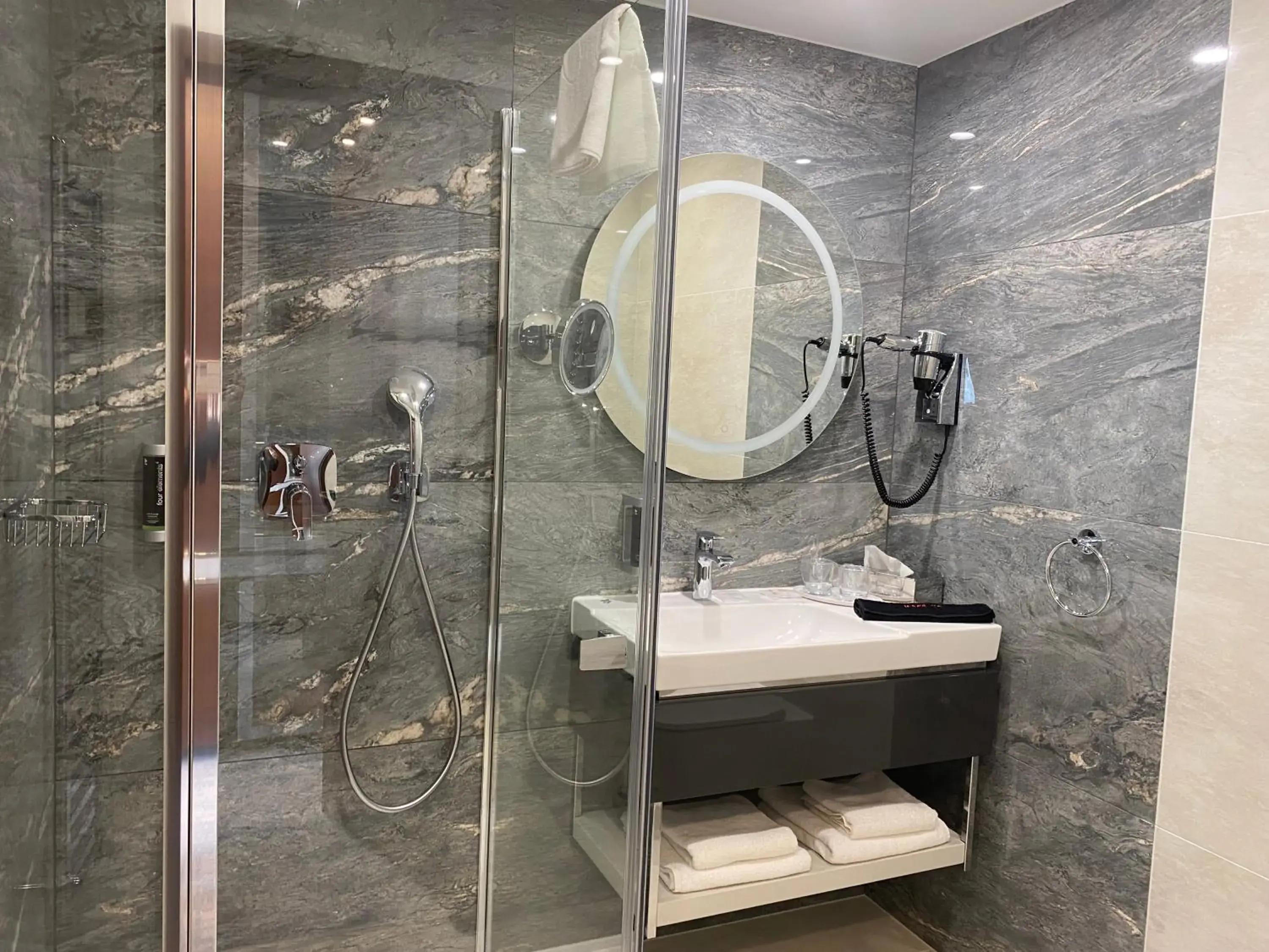 Standard Double or Twin Room - single occupancy in Tisia Hotel & Spa Standard Double or Twin Room - single occupancy in Tisia Hotel & Spa