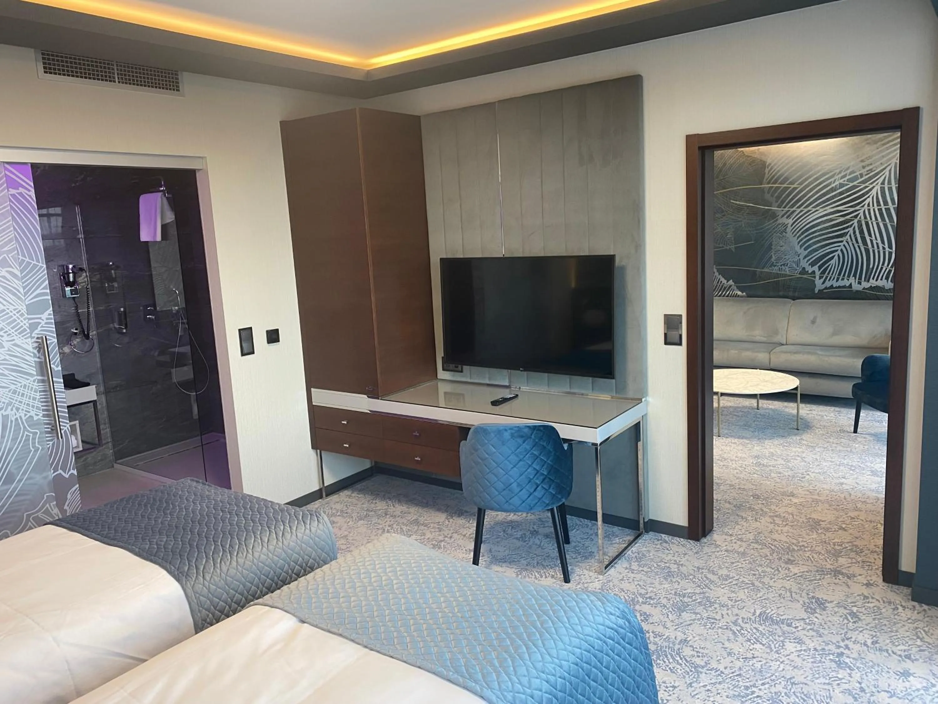 Bedroom in Tisia Hotel & Spa