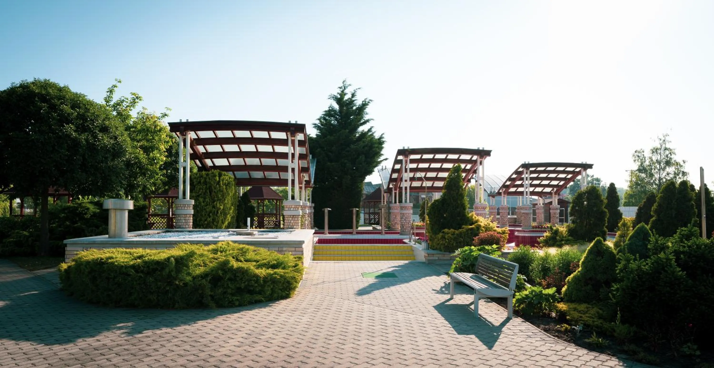 Swimming pool in Tisia Hotel & Spa