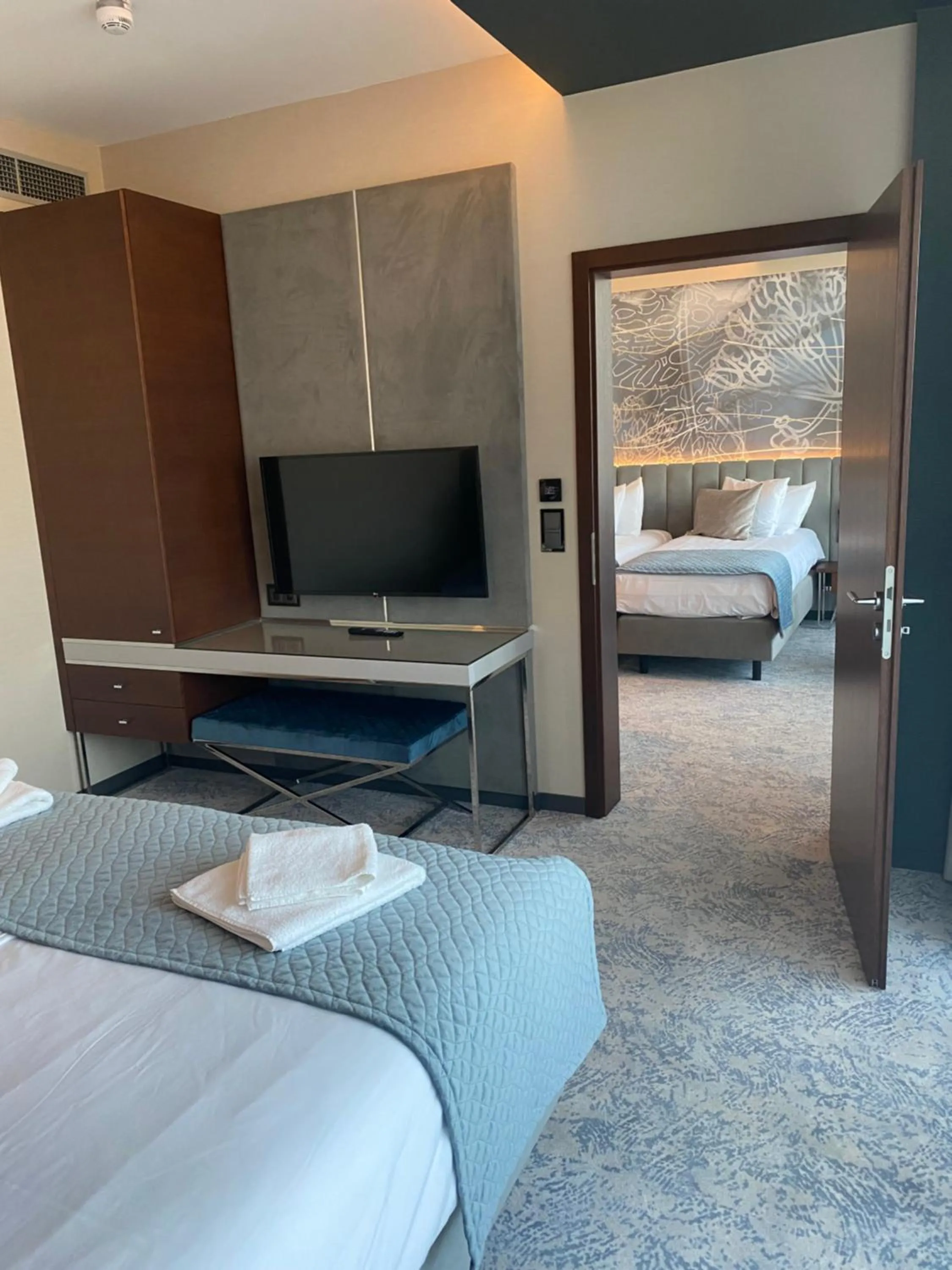 Bedroom, Bed in Tisia Hotel & Spa