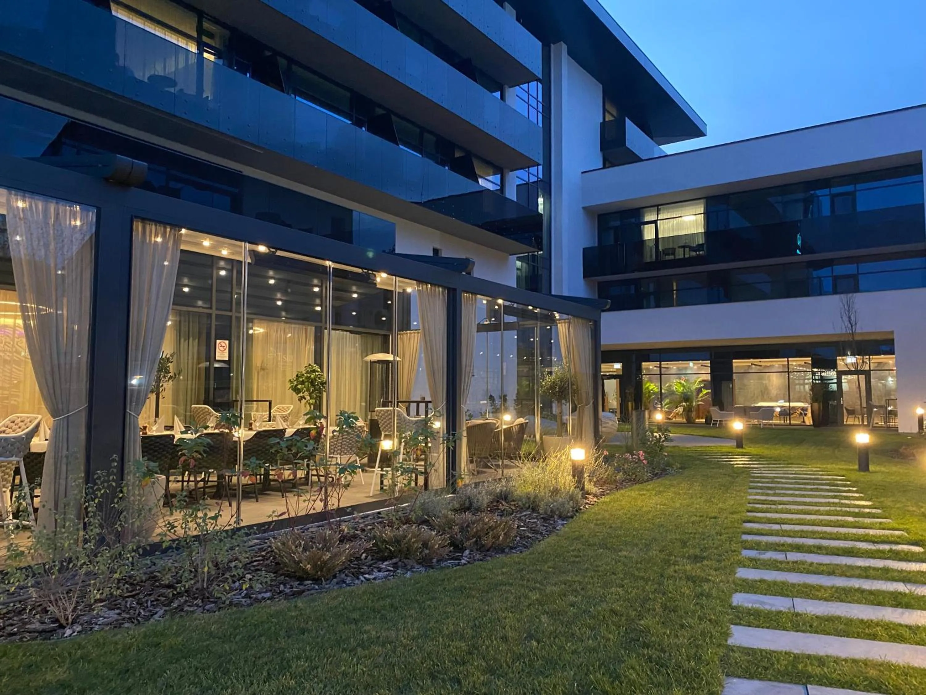 Inner courtyard view in Tisia Hotel & Spa