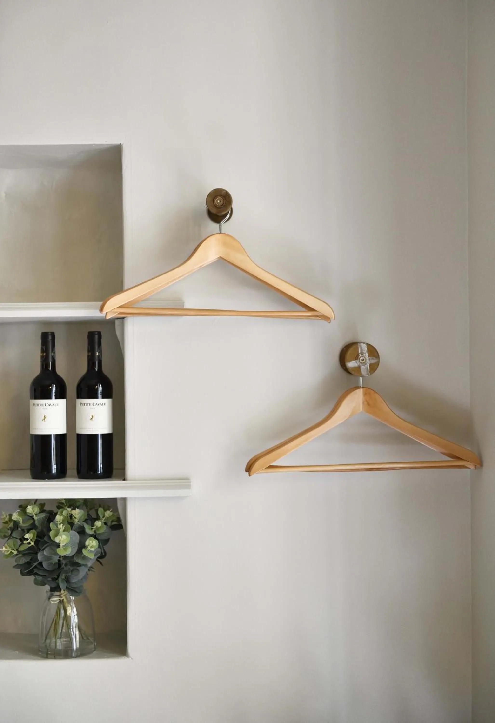 Decorative detail in La Maison de Lourmarin