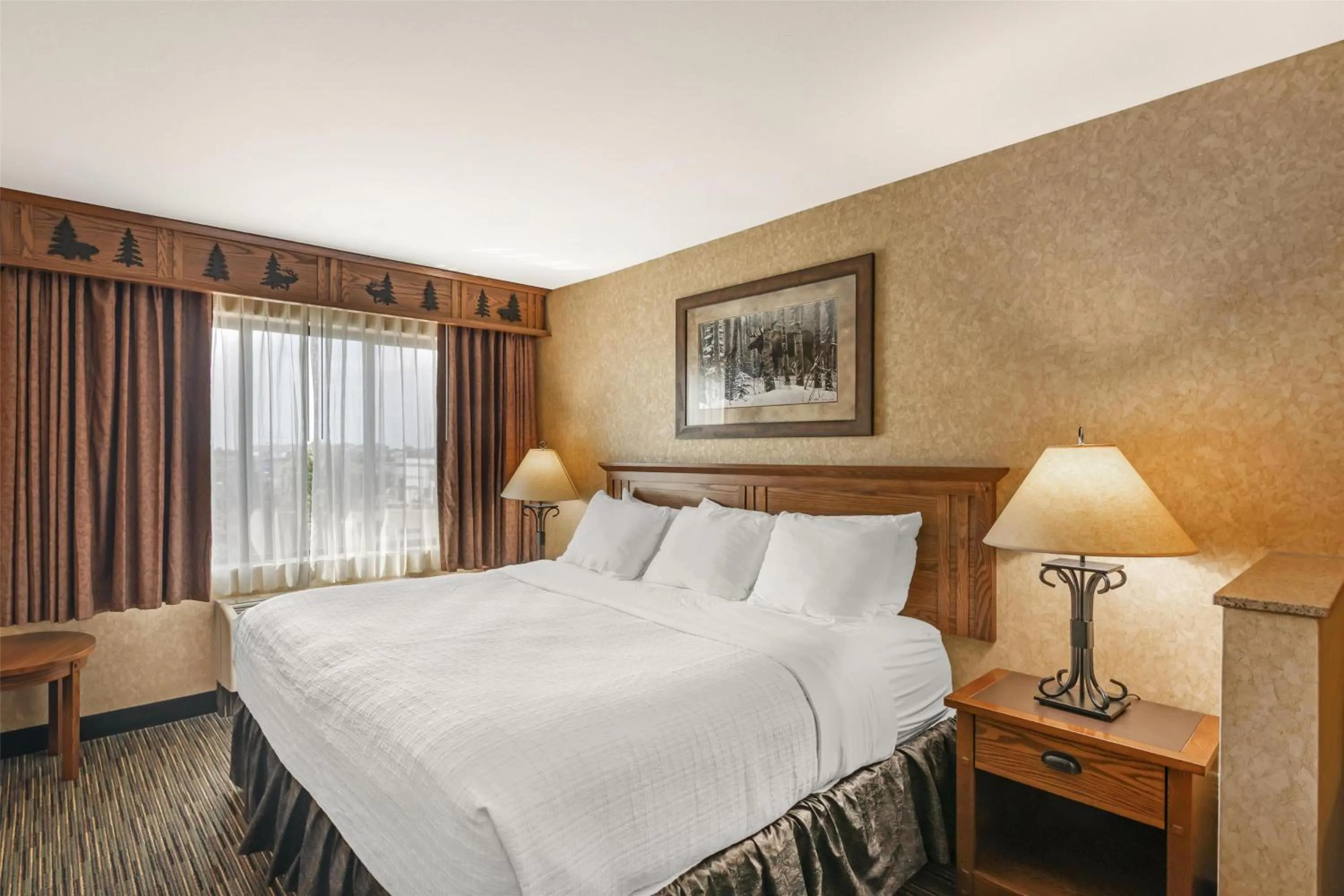 Bedroom, Bed in Best Western Plus Kelly Inn and Suites