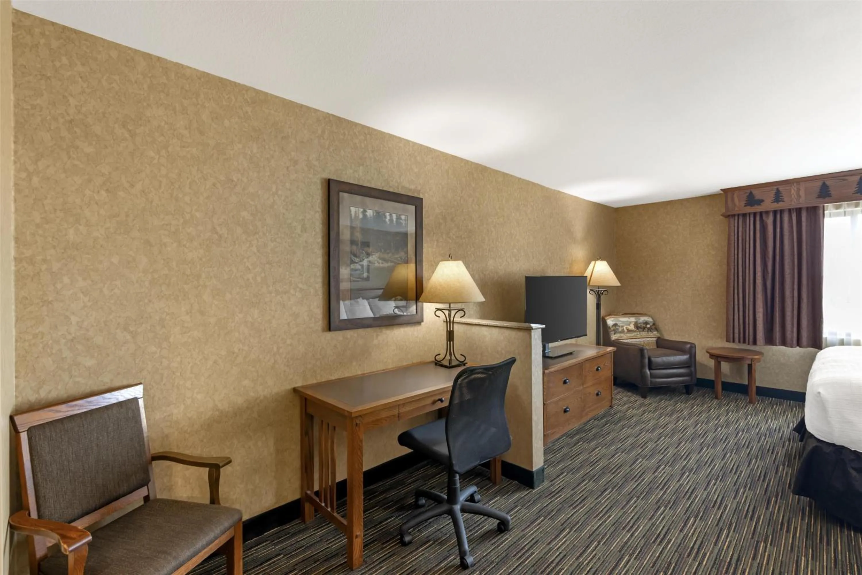 Bedroom, Bed in Best Western Plus Kelly Inn and Suites