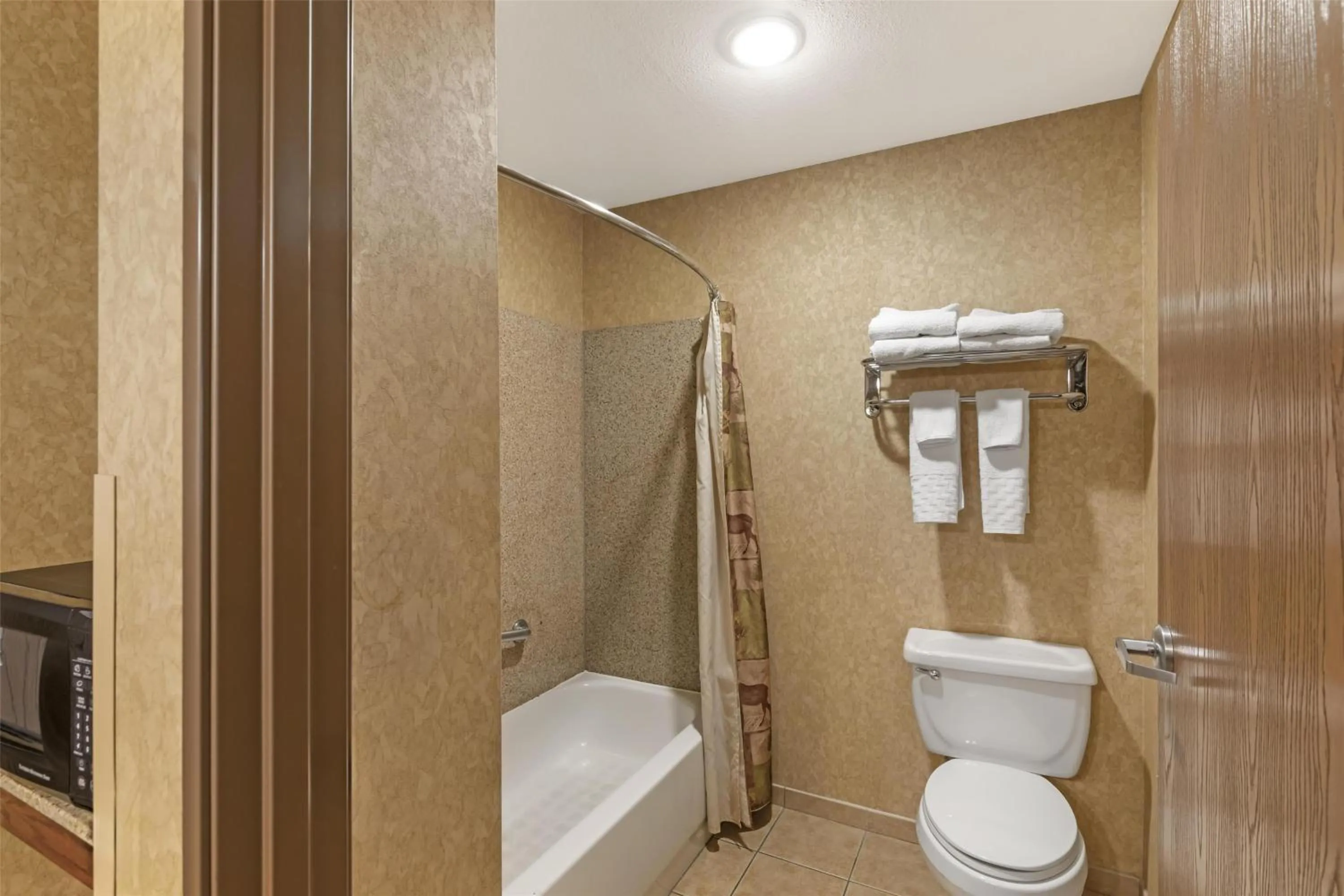 Bathroom in Best Western Plus Kelly Inn and Suites