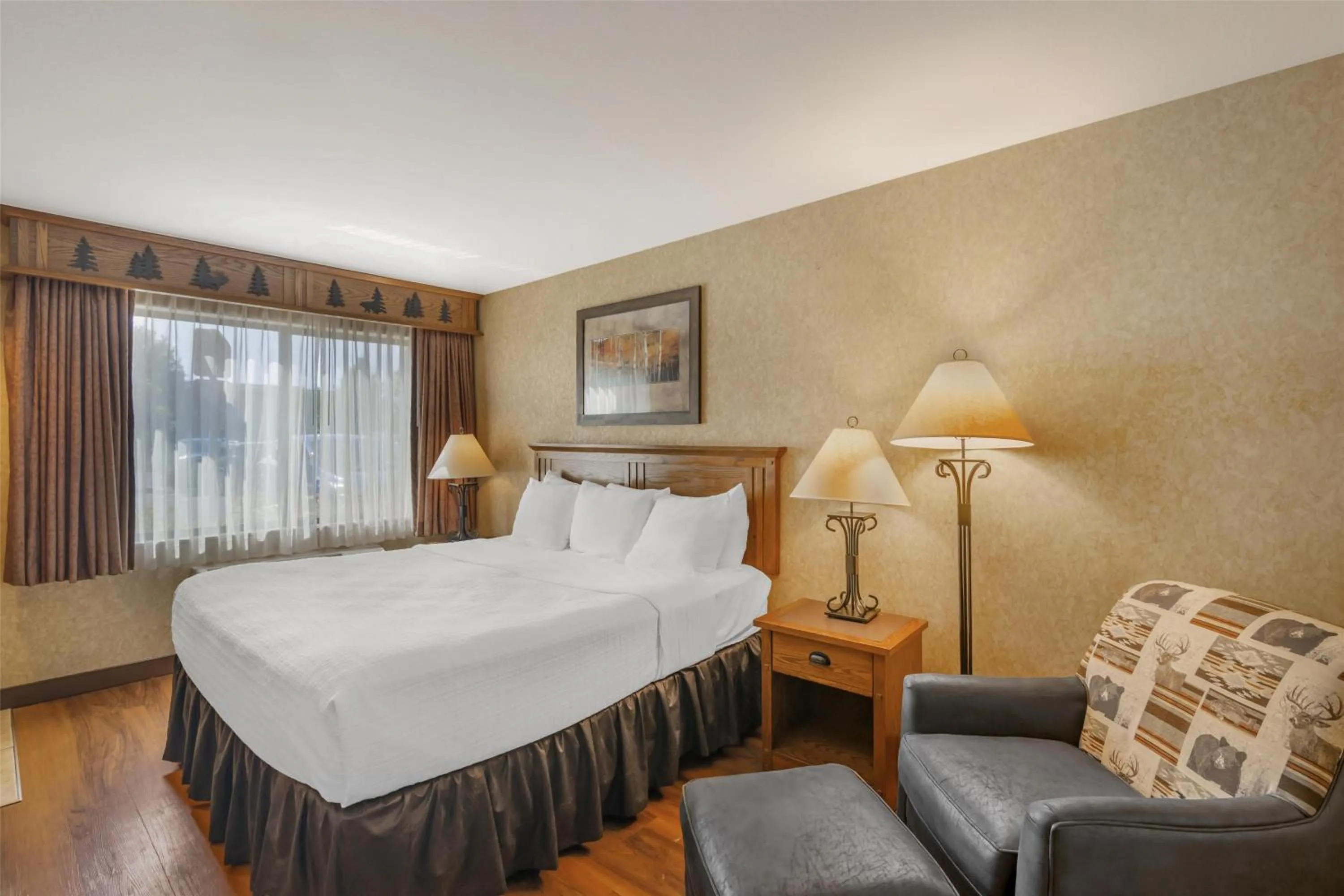 Bedroom, Bed in Best Western Plus Kelly Inn and Suites