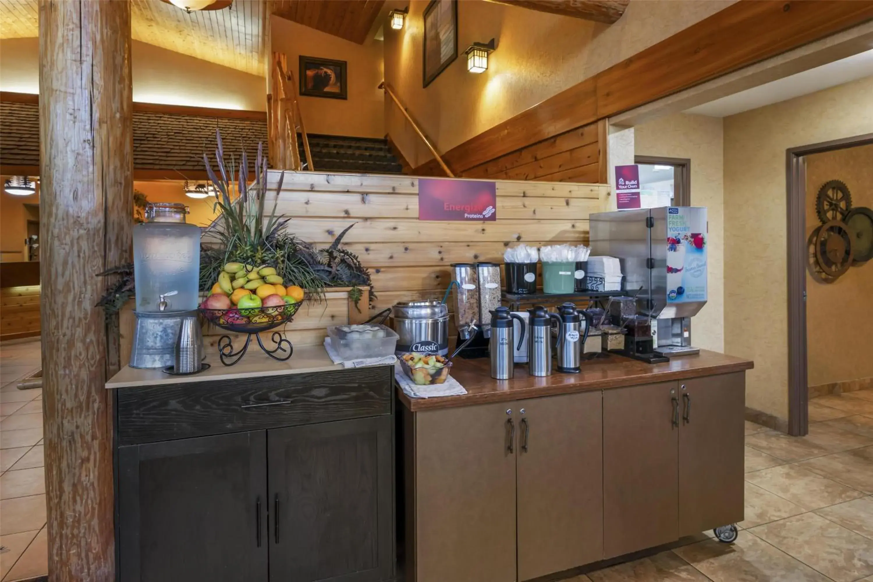 Breakfast in Best Western Plus Kelly Inn and Suites Breakfast in Best Western Plus Kelly Inn and Suites