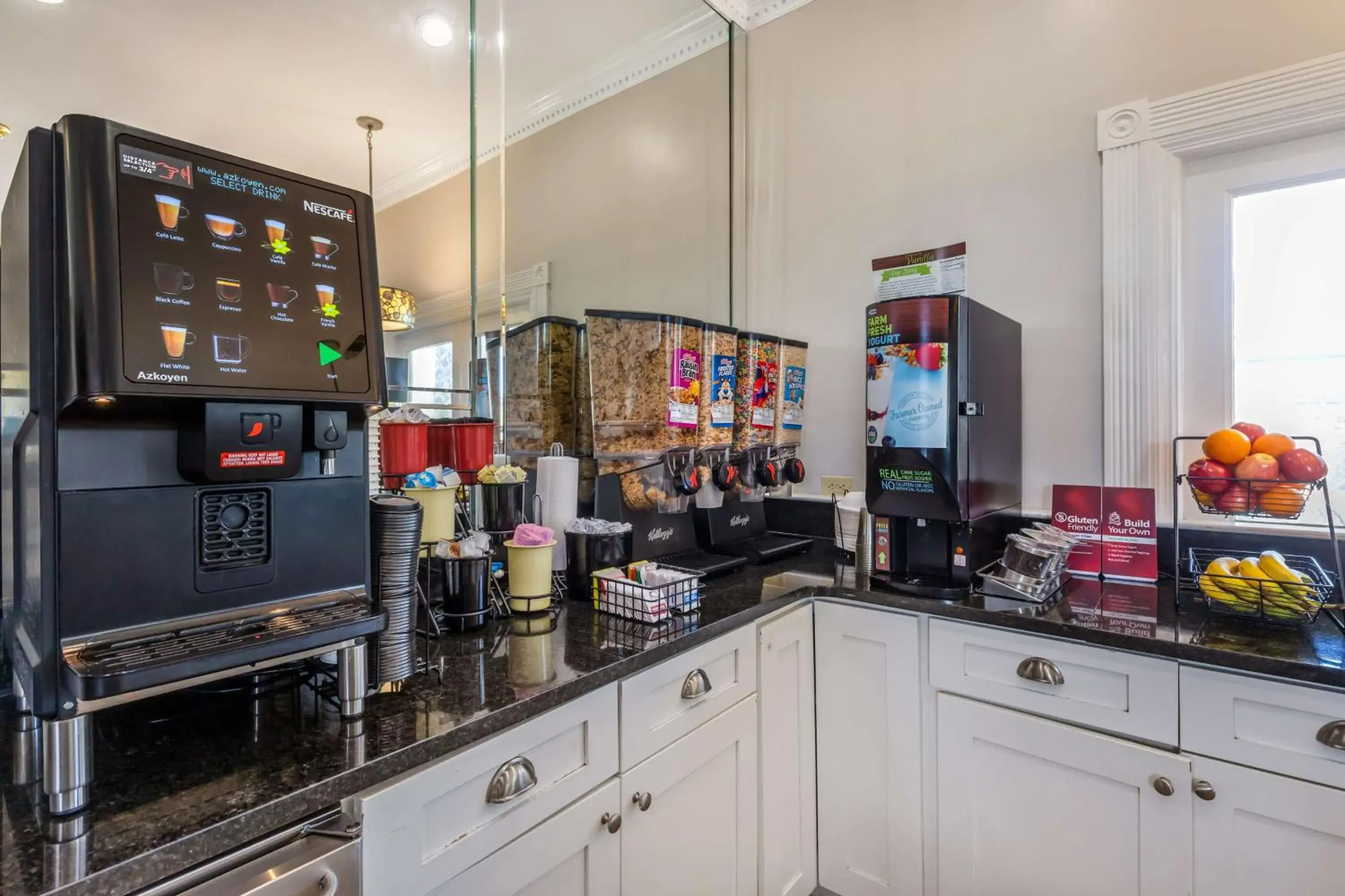 Breakfast in Best Western PLUS Santee Inn Breakfast in Best Western PLUS Santee Inn