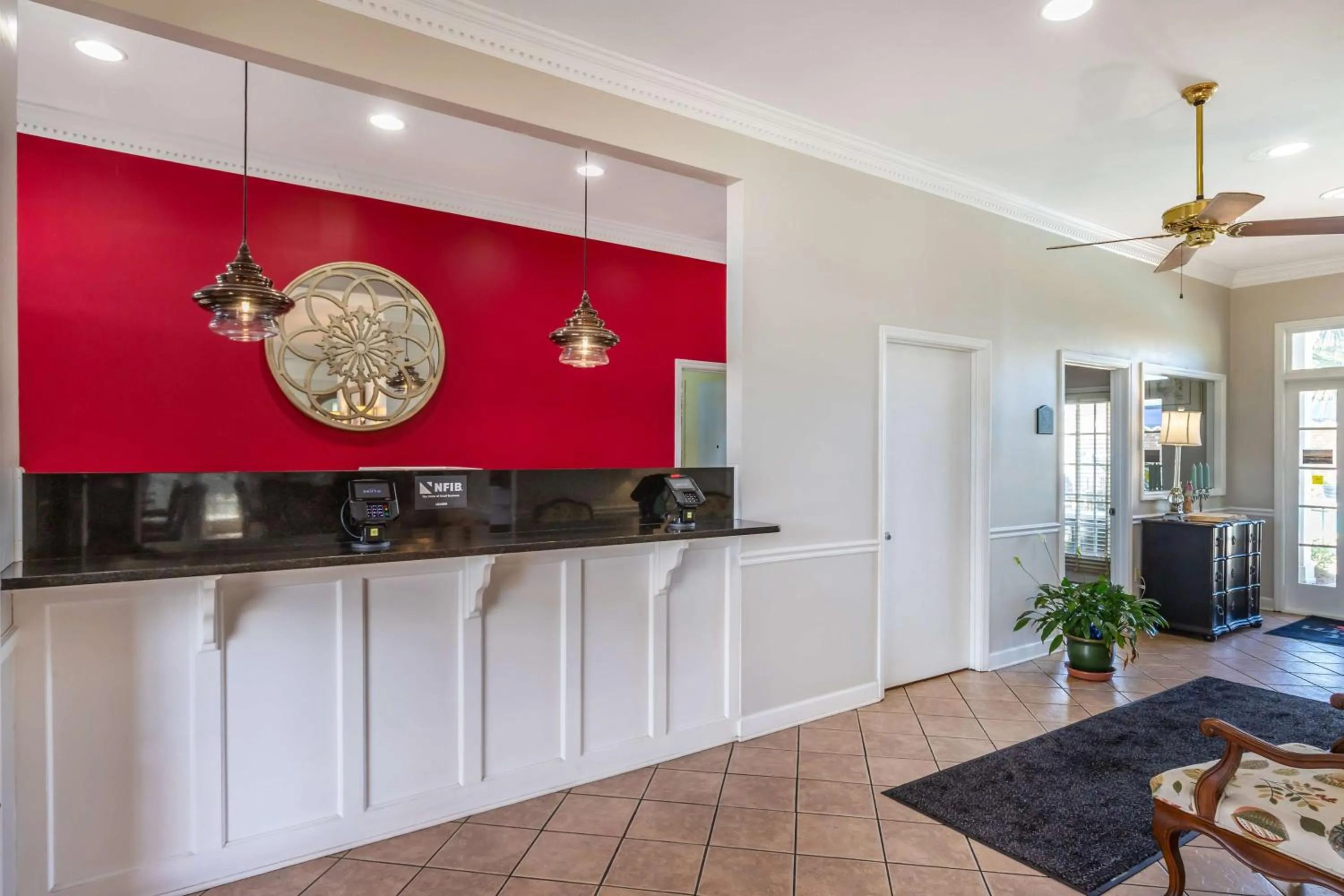 Lobby or reception in Best Western PLUS Santee Inn