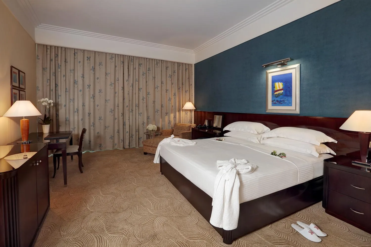 Bedroom, Bed in Le Royal Hotel - Beirut