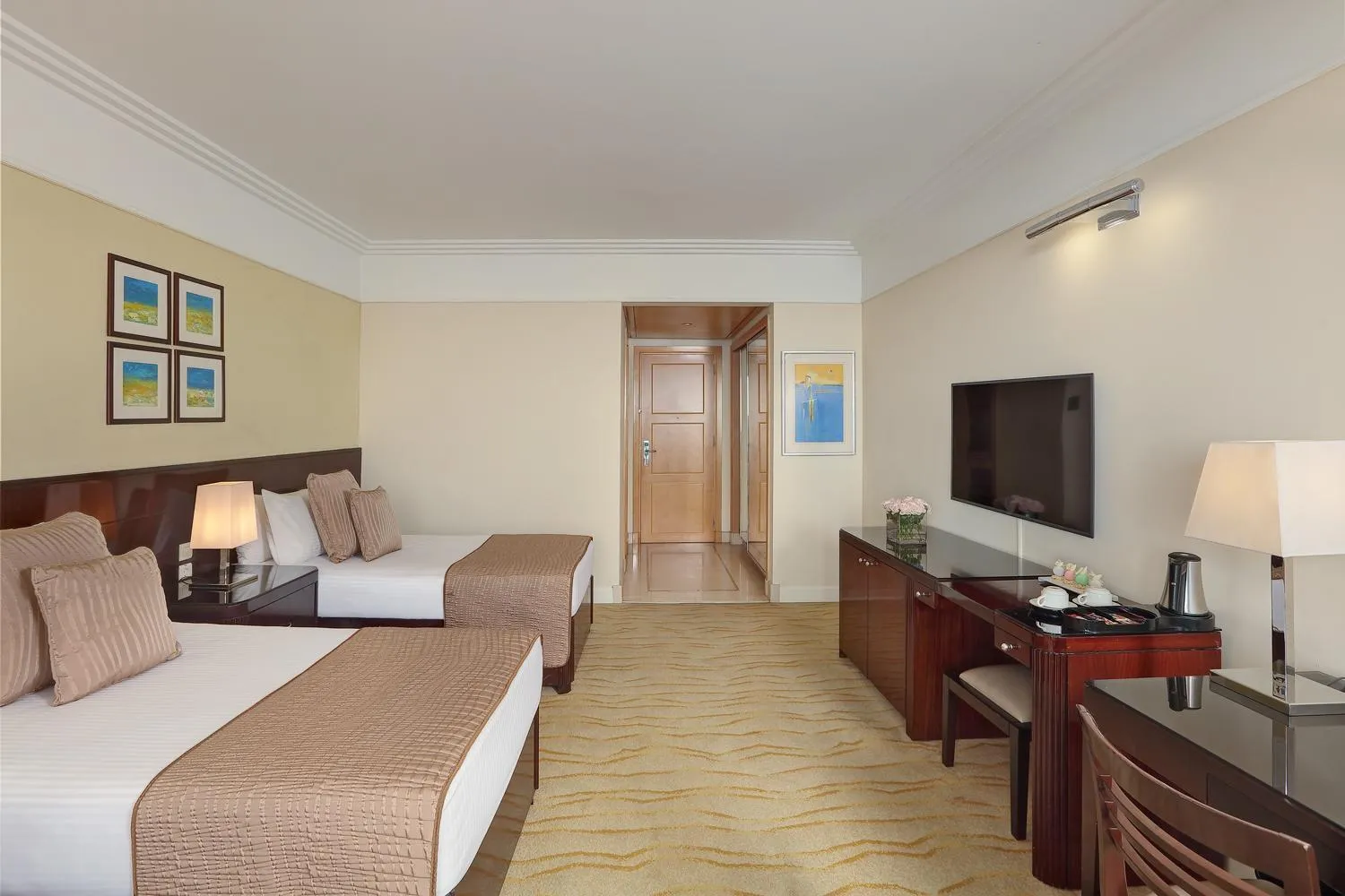 Bed in Le Royal Hotel - Beirut