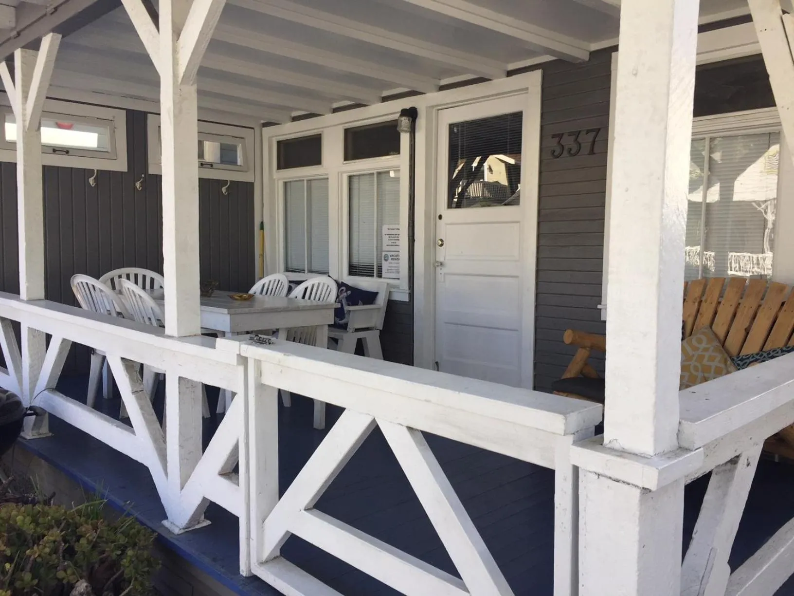 Patio in Catalina Island Seacrest Inn