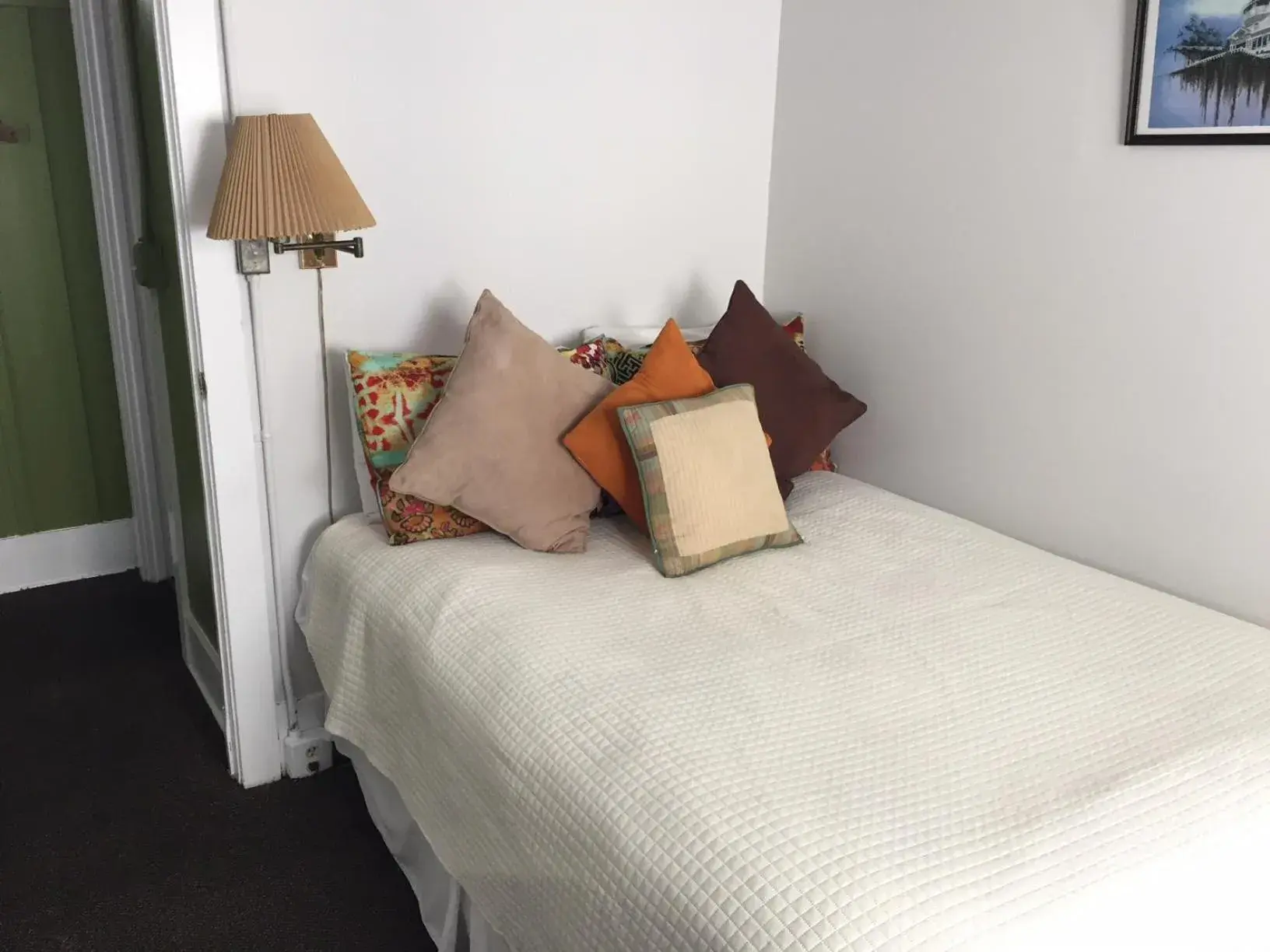 Bedroom, Bed in Catalina Island Seacrest Inn Bedroom, Bed in Catalina Island Seacrest Inn