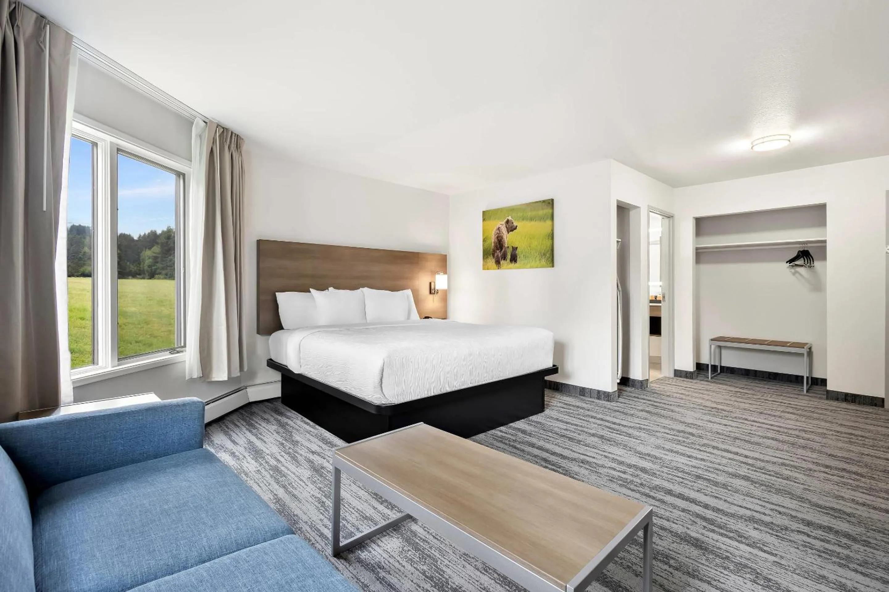 Bedroom, Bed in Quality Inn Kodiak