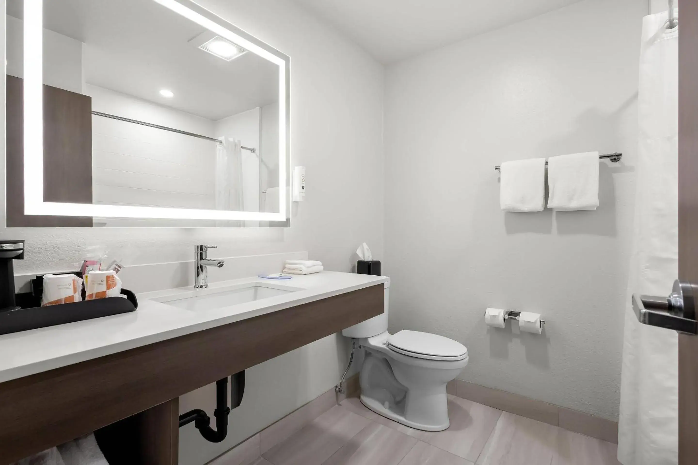 Bedroom in Quality Inn Kodiak Bedroom in Quality Inn Kodiak