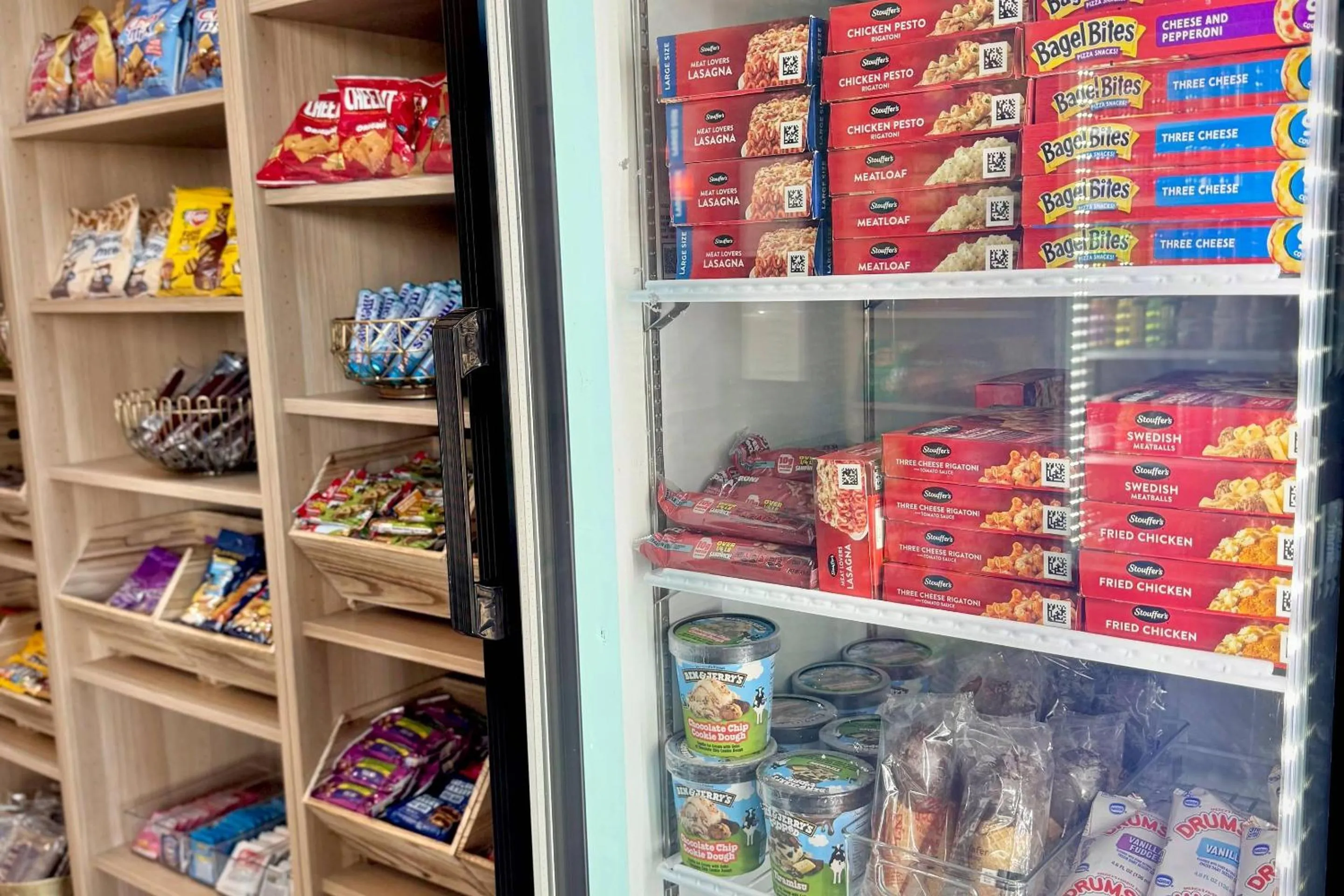 Other in Country Inn & Suites by Radisson, Appleton Airport - Fox River Mall Area