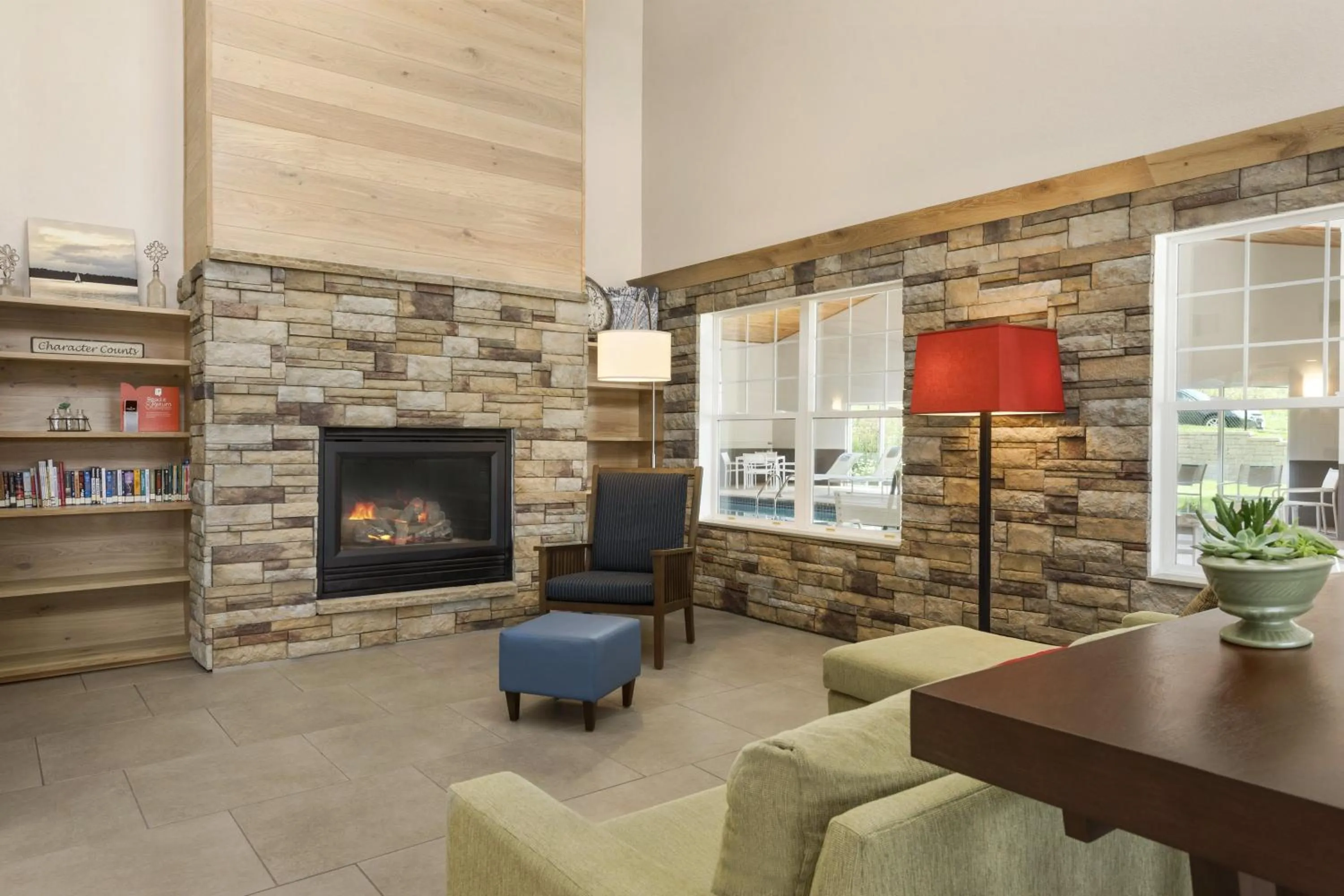 Lobby or reception in Country Inn & Suites by Radisson, Decorah, IA