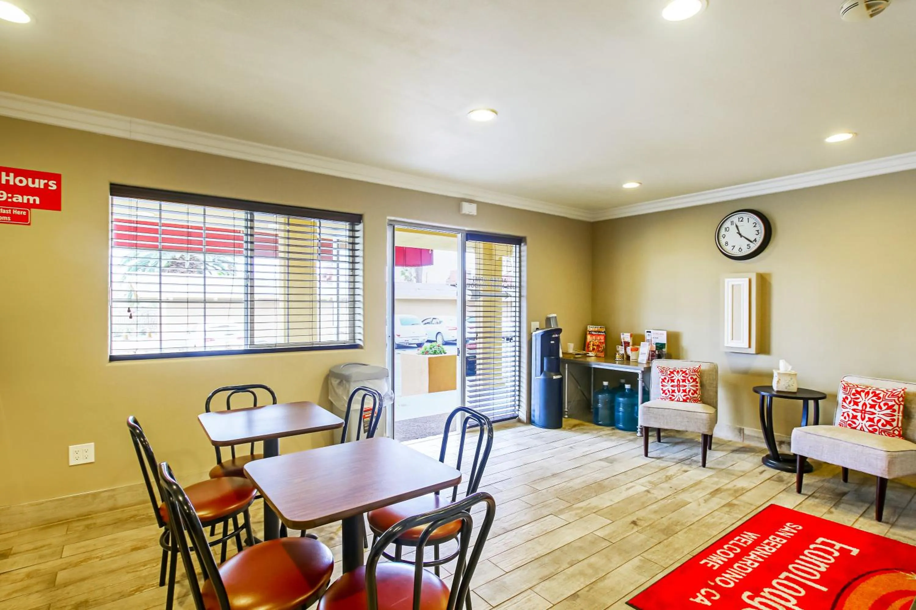 Econo Lodge San Bernardino I-215