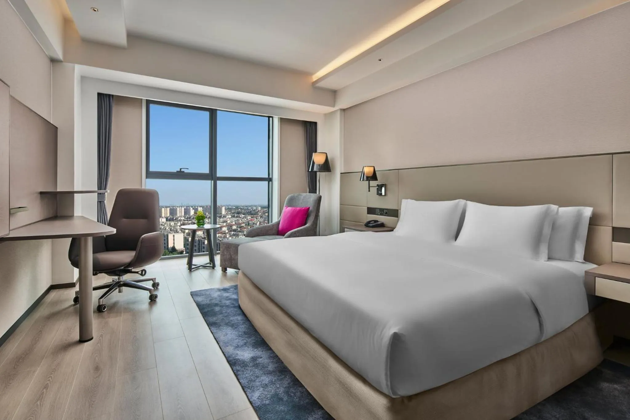 Photo of the whole room, Bed in Crowne Plaza Beijing International Airport by IHG