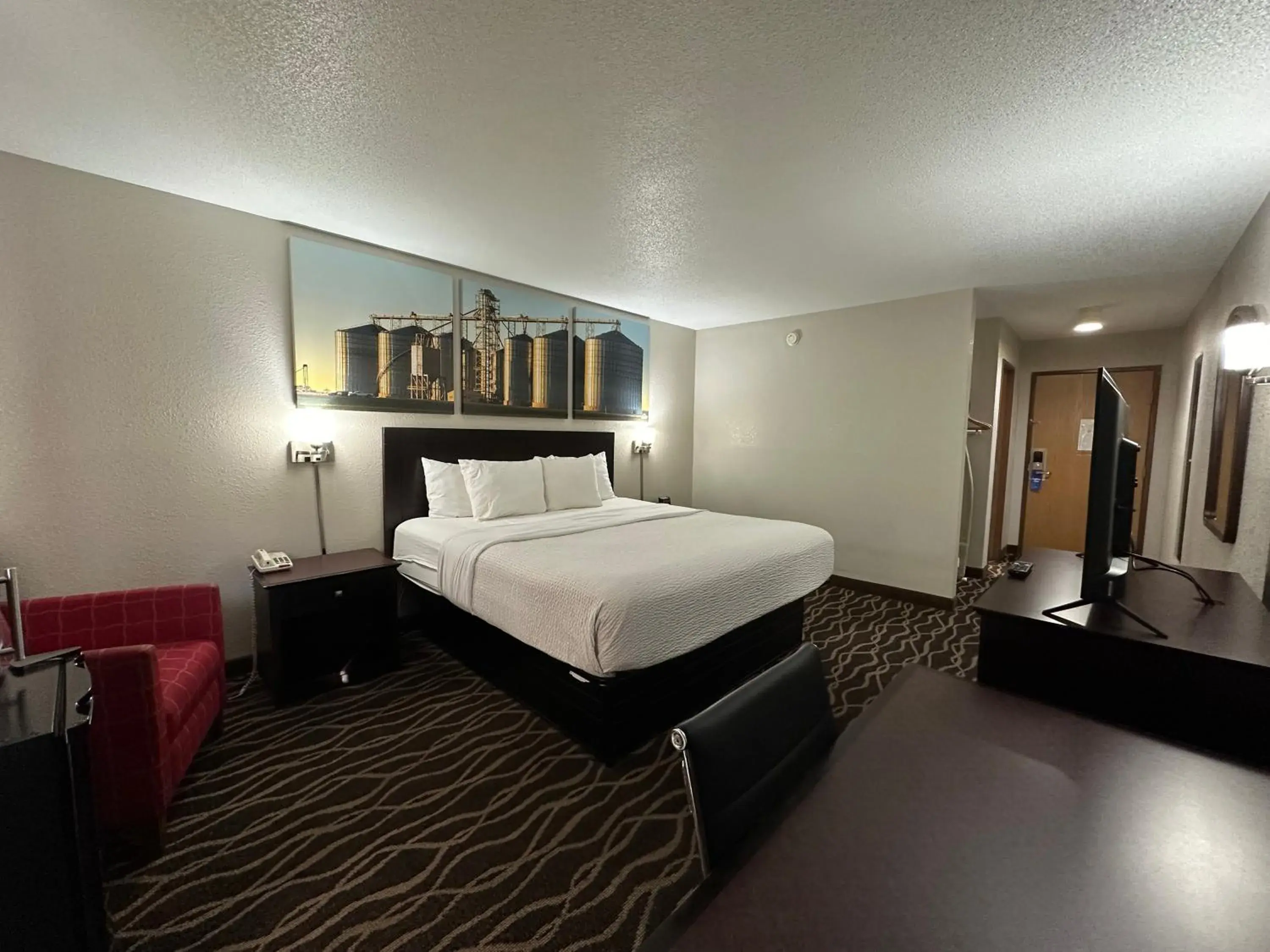 Bed in Days Inn & Suites by Wyndham Casey Bed in Days Inn & Suites by Wyndham Casey