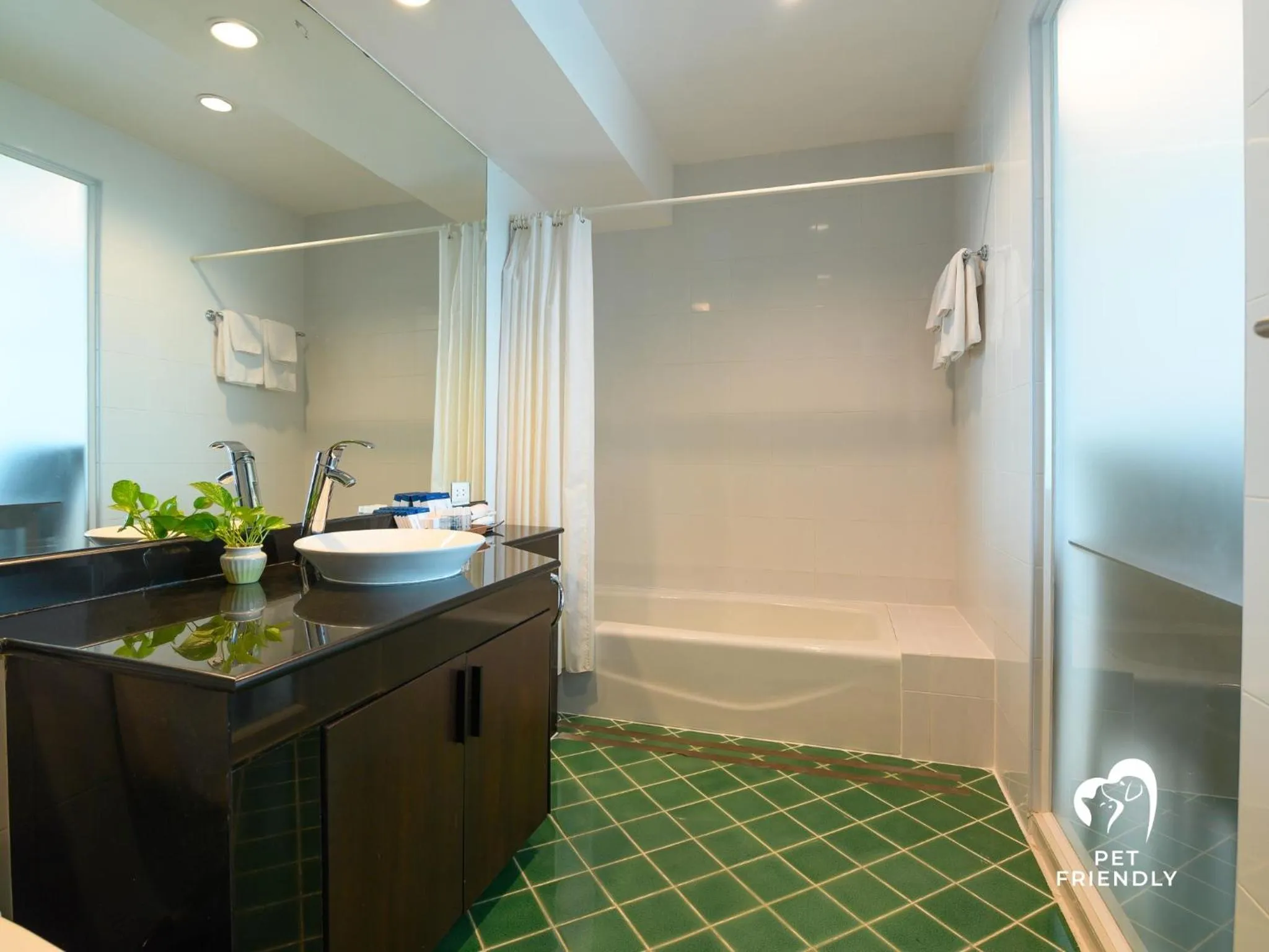 Bathroom in Hilltop Wellness Resort
