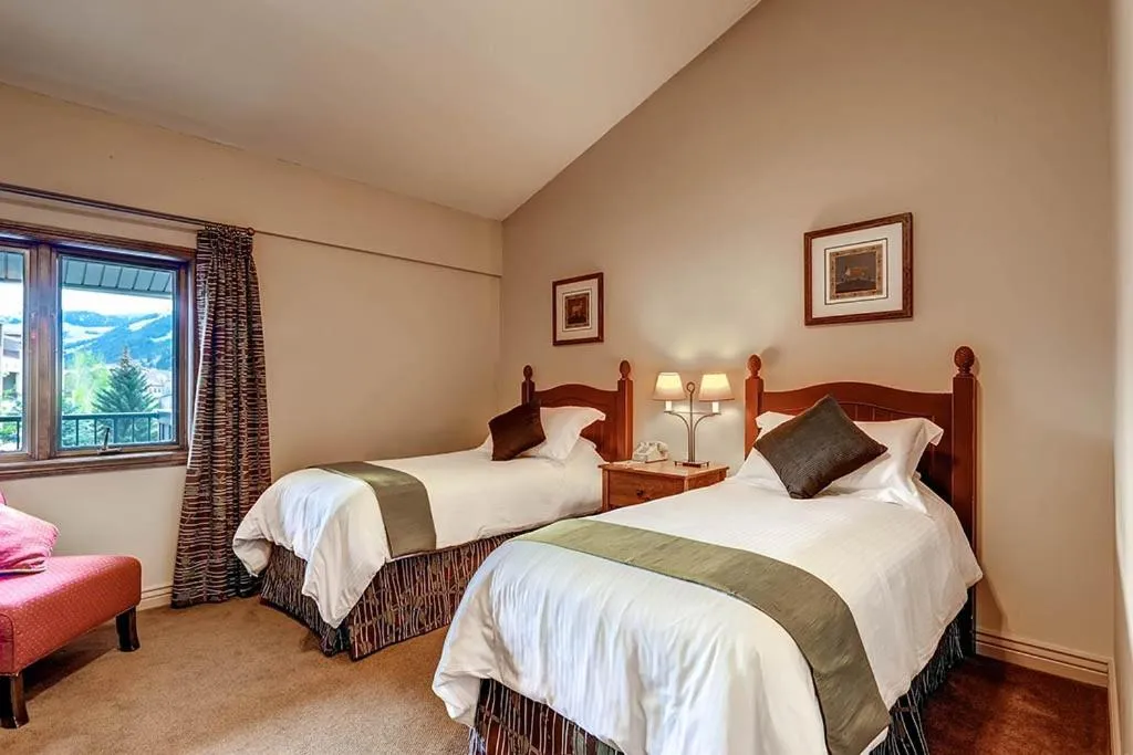 Bed in GetAways at Falcon Point Resort