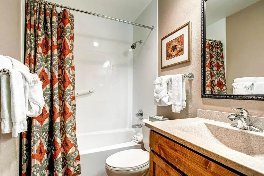 Bathroom in GetAways at Falcon Point Resort