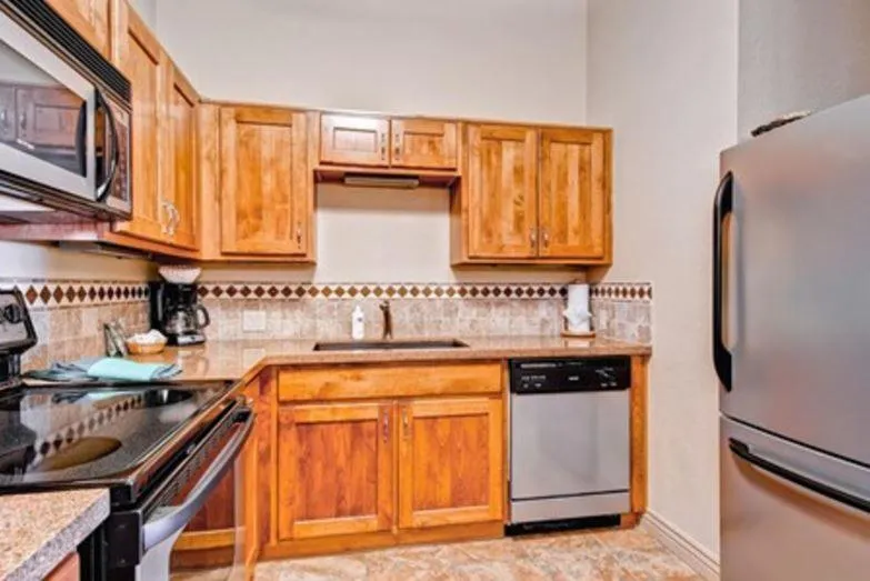 Kitchen or kitchenette in GetAways at Falcon Point Resort