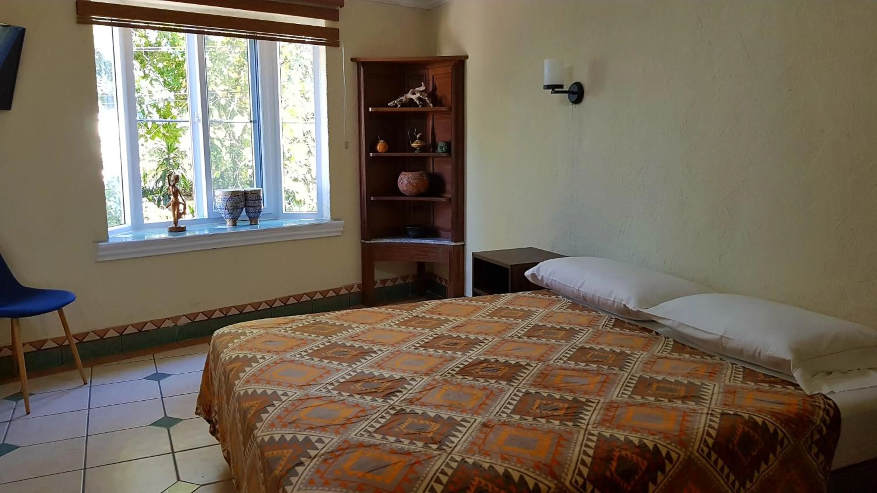 Bed in Aurora Express