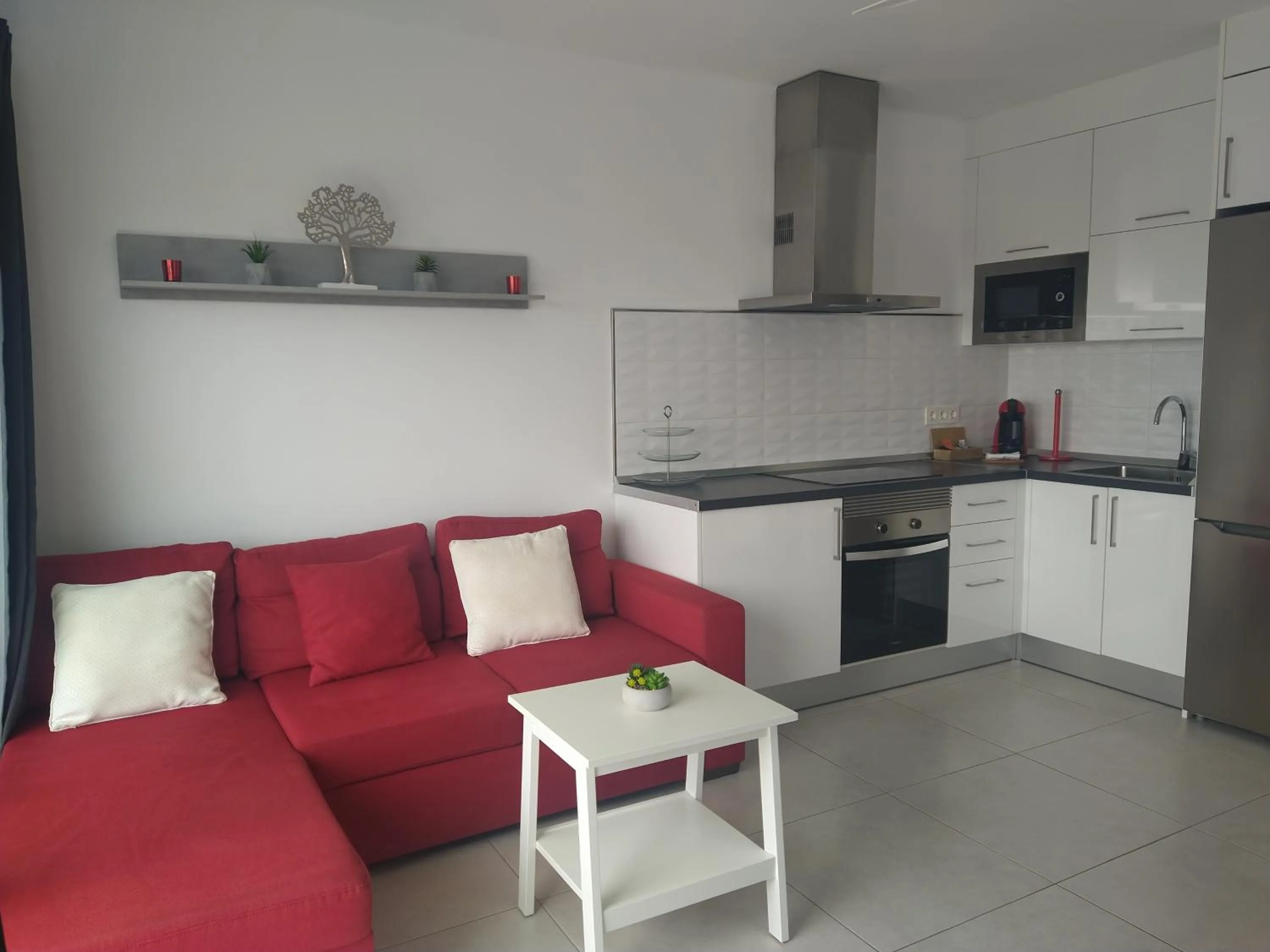 Apartment El Sueño - GREAT SEA VIEWS - infinity POOL - free Wifi- smart TV-Residence Senator