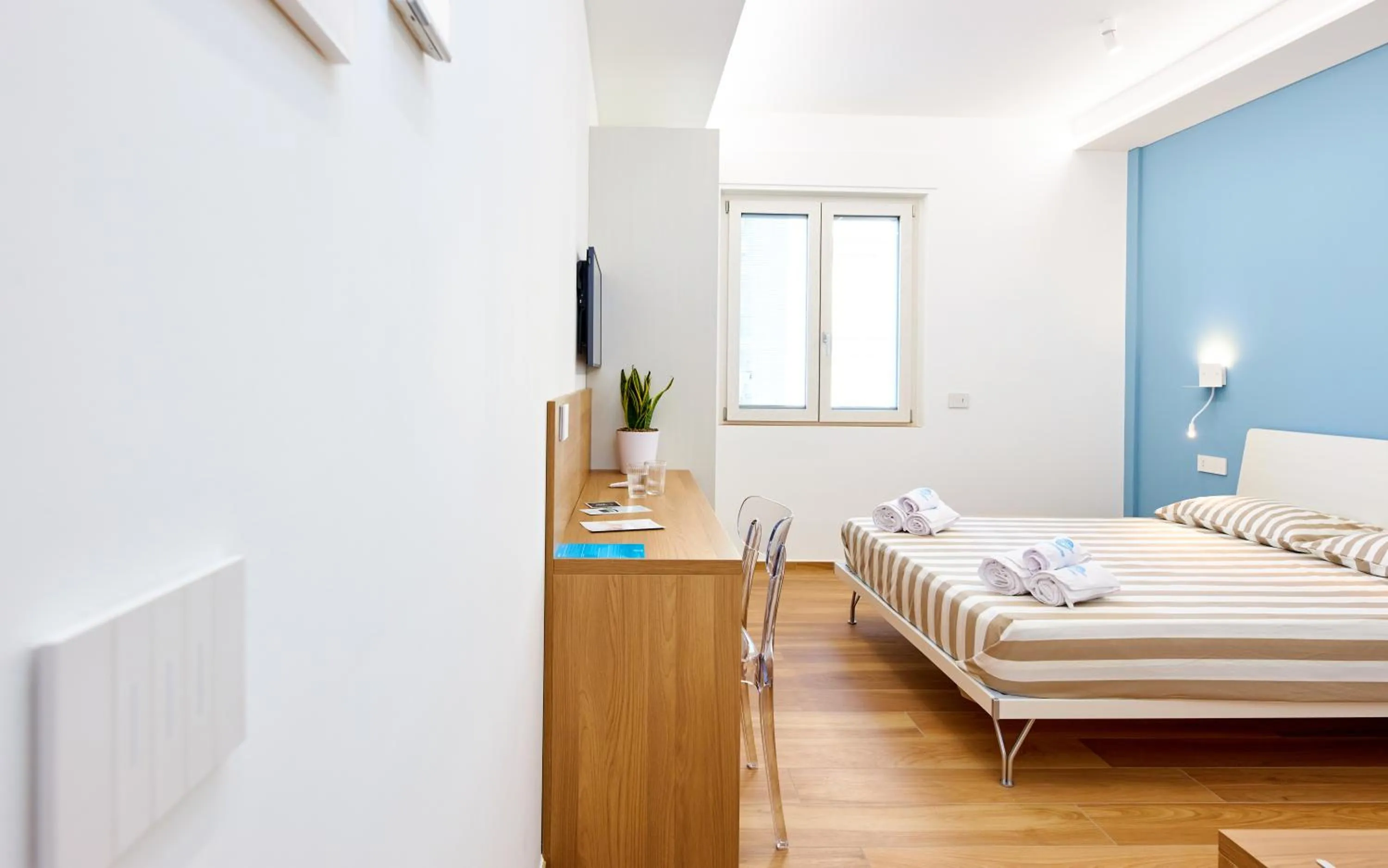 Photo of the whole room, Bed in ZEROPENSIERI B&B