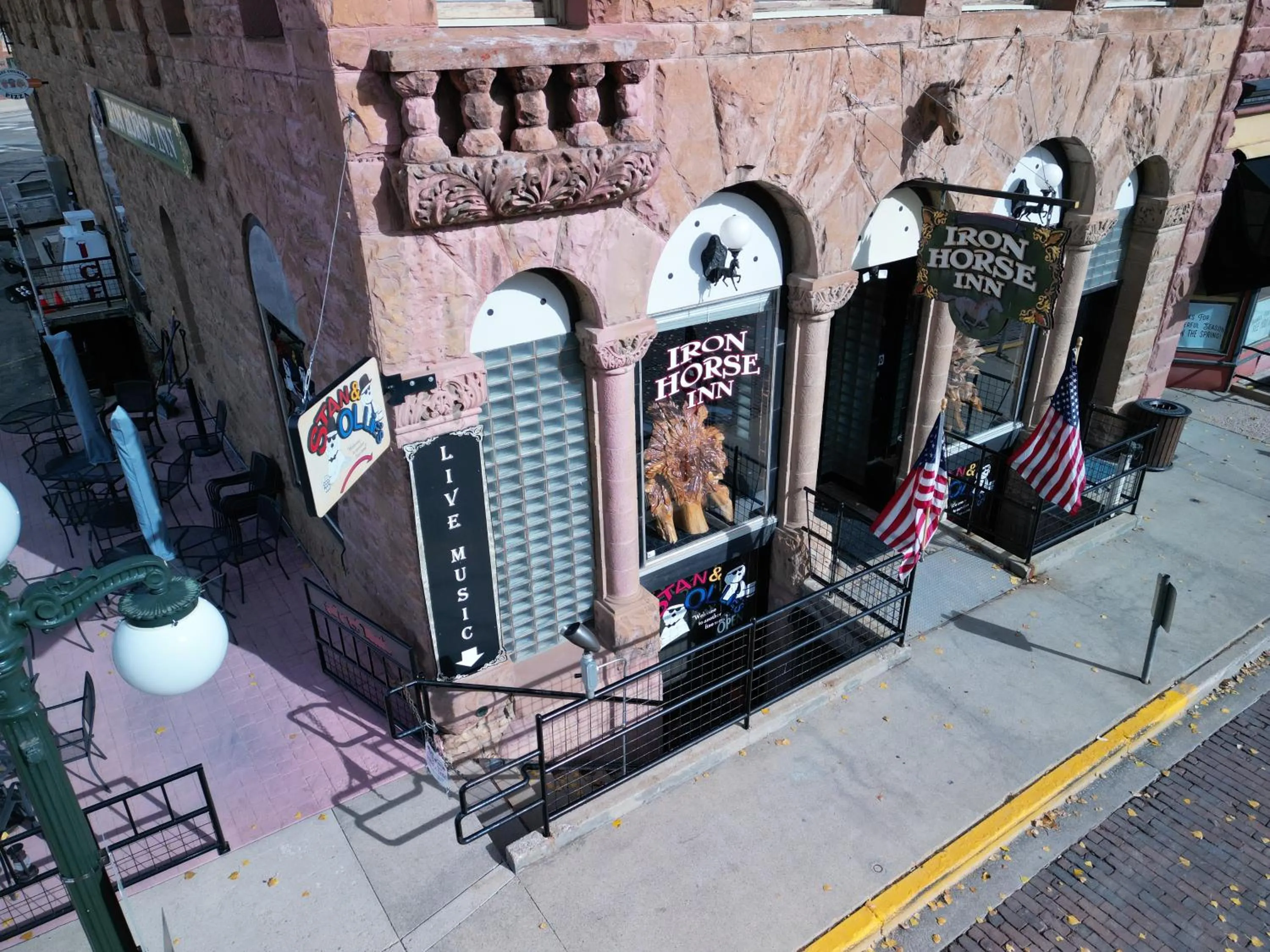 Historic Iron Horse Inn - Deadwood