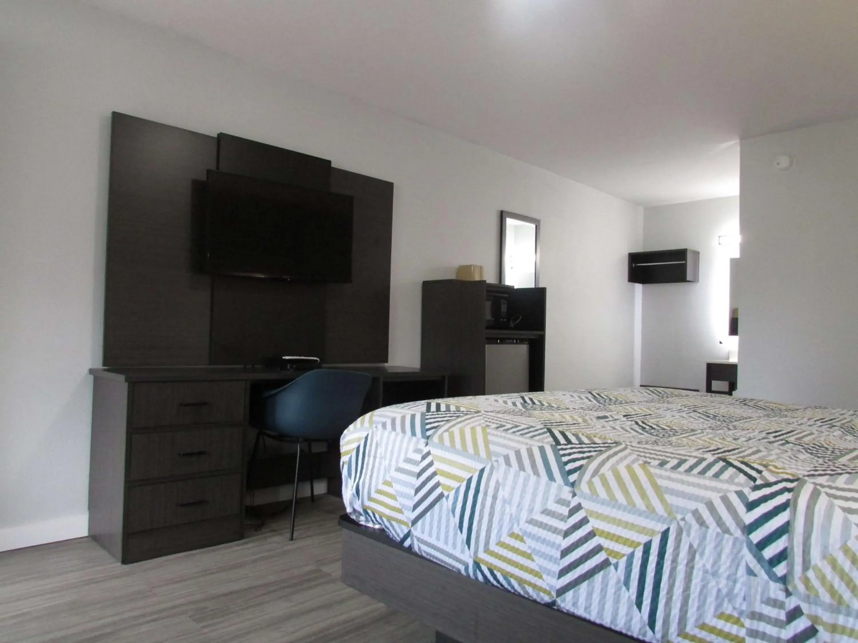 Bedroom, Bed in Motel 6 Brookhaven, Ms Bedroom, Bed in Motel 6 Brookhaven, Ms